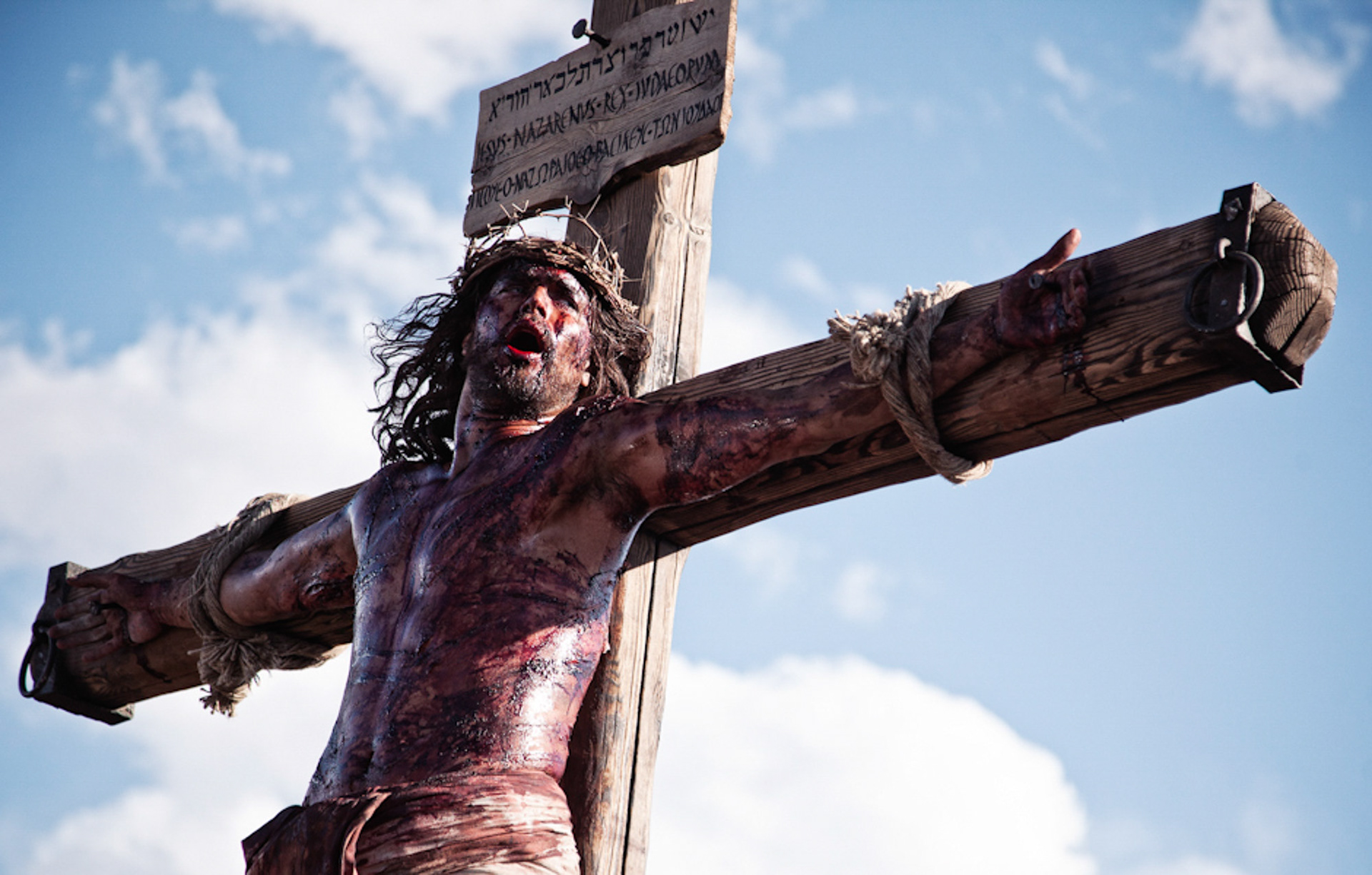 © 2014 The History Channel