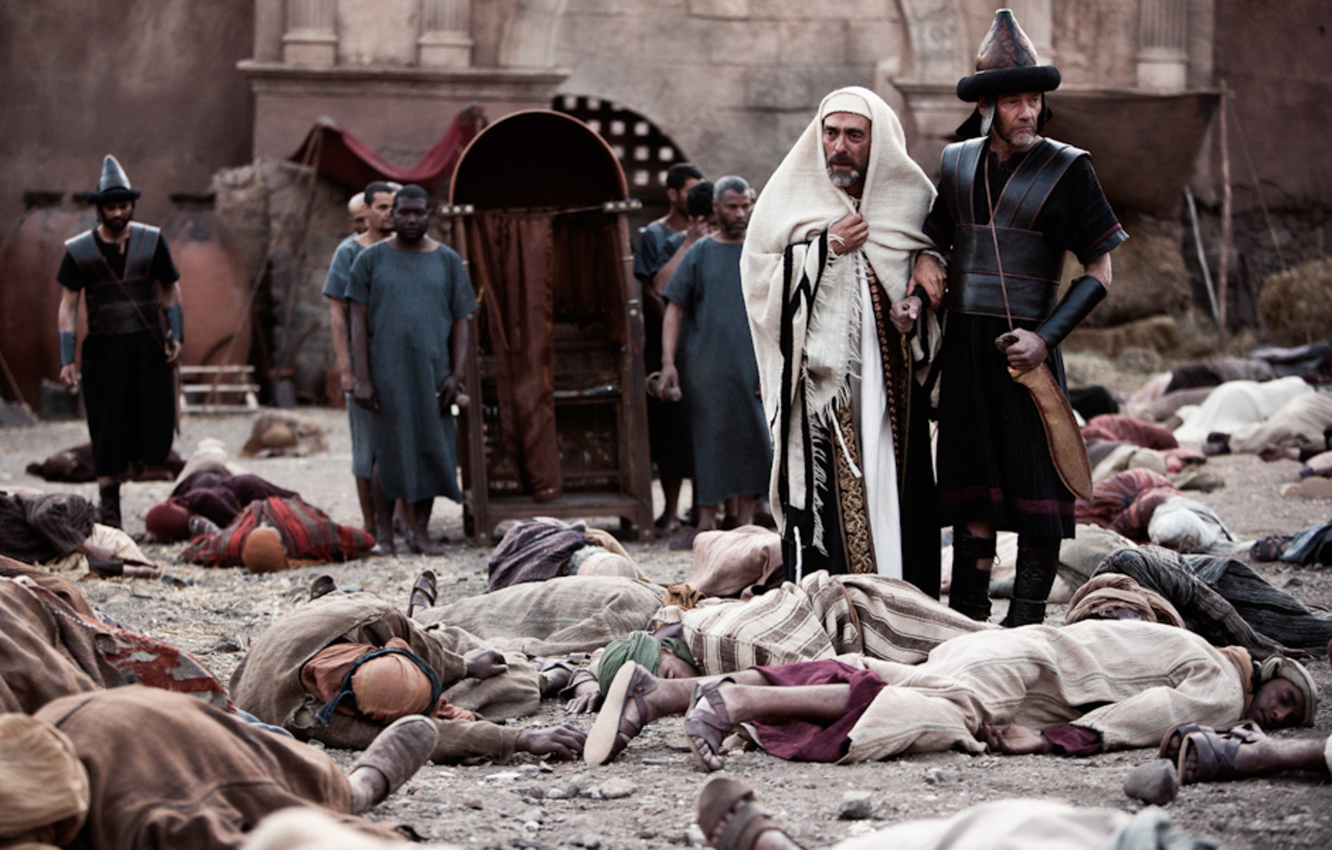 © 2014 The History Channel