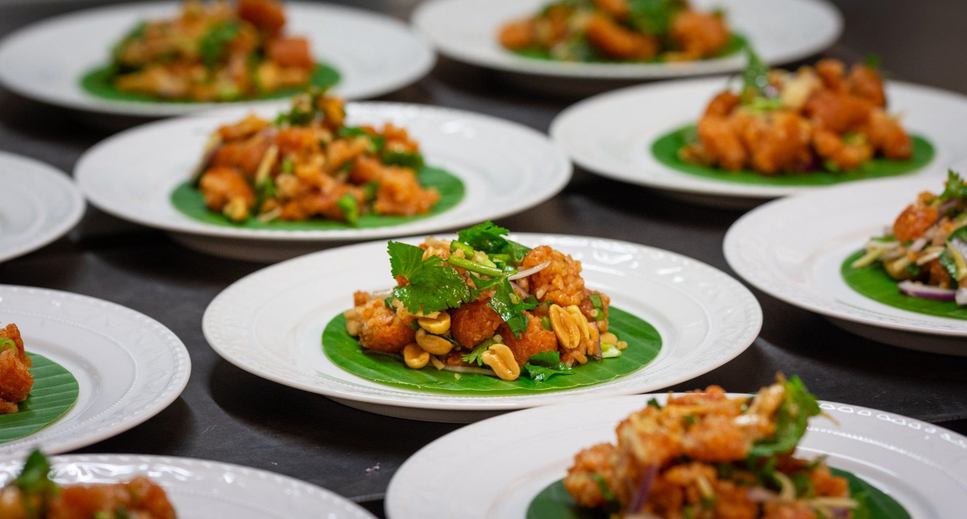 Yum Khao Thod beim Catering