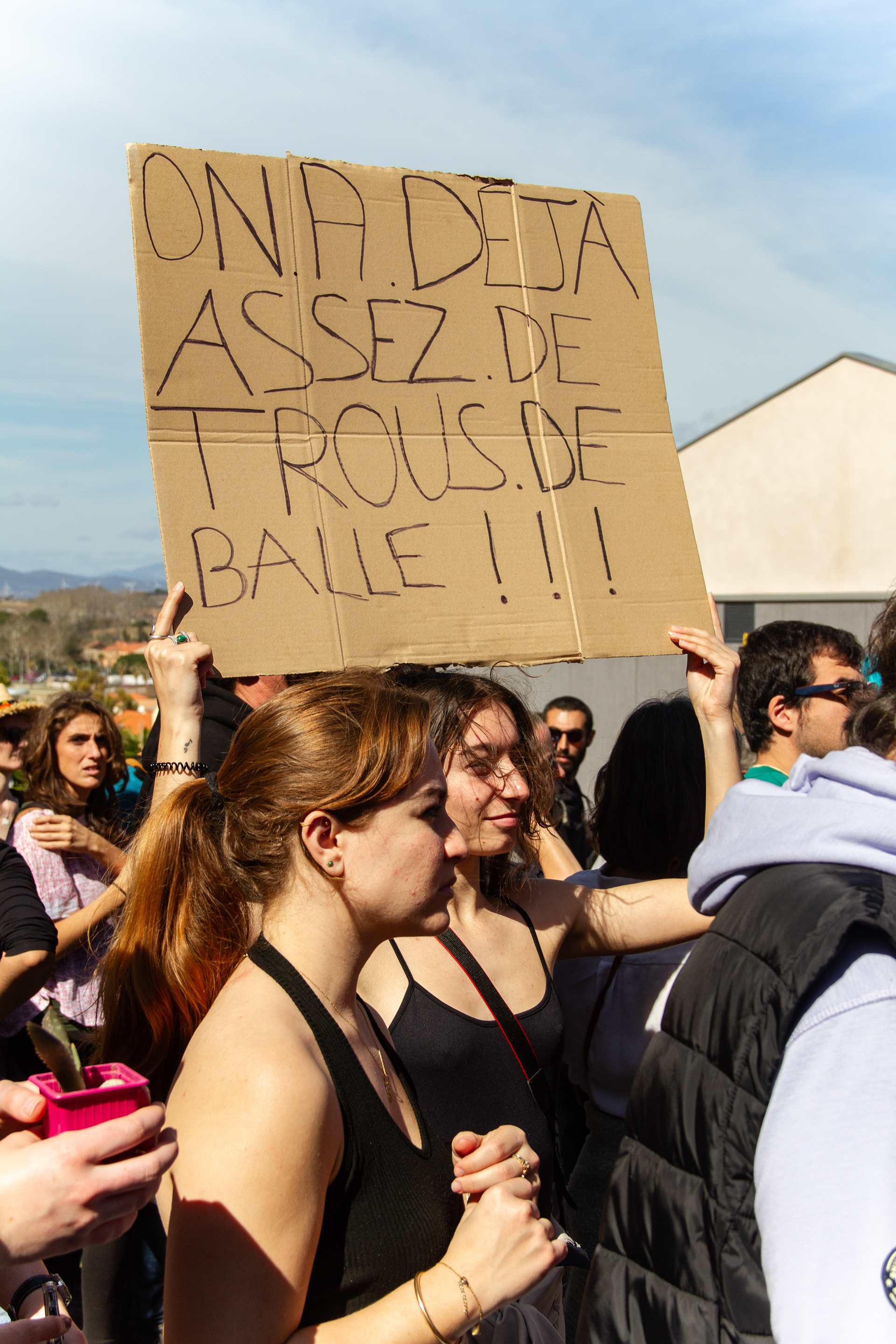 Manifestation contre le projet de golf à Villeneuve-de-la-raho, Pyrénées-Orientales, mars 2024