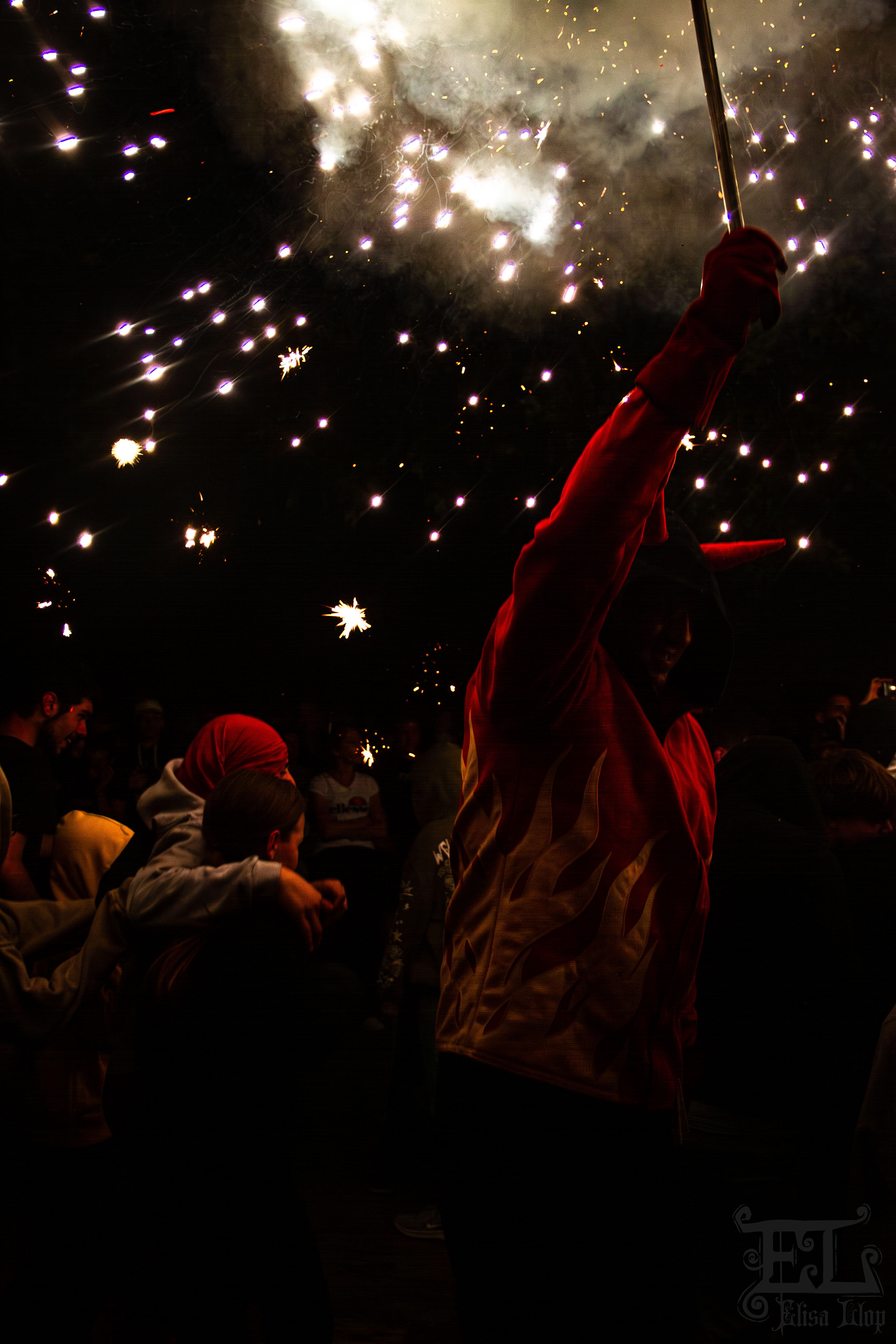 Correfoc Diables del Riberal lors de la fête de la Pau i Treva, Toulouges, mai 2024