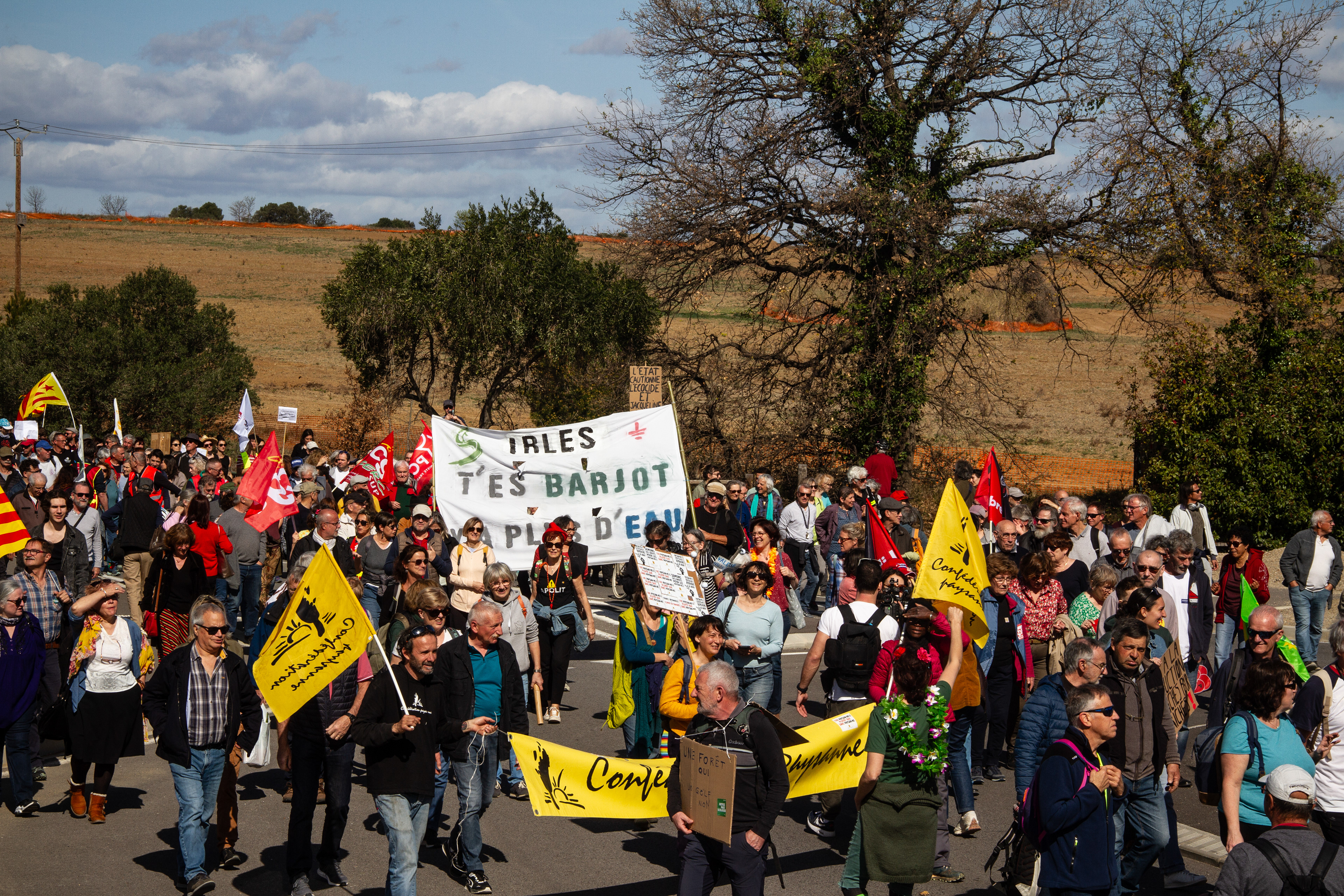 Manifestation contre le projet de golf à Villeneuve-de-la-raho, Pyrénées-Orientales, mars 2024