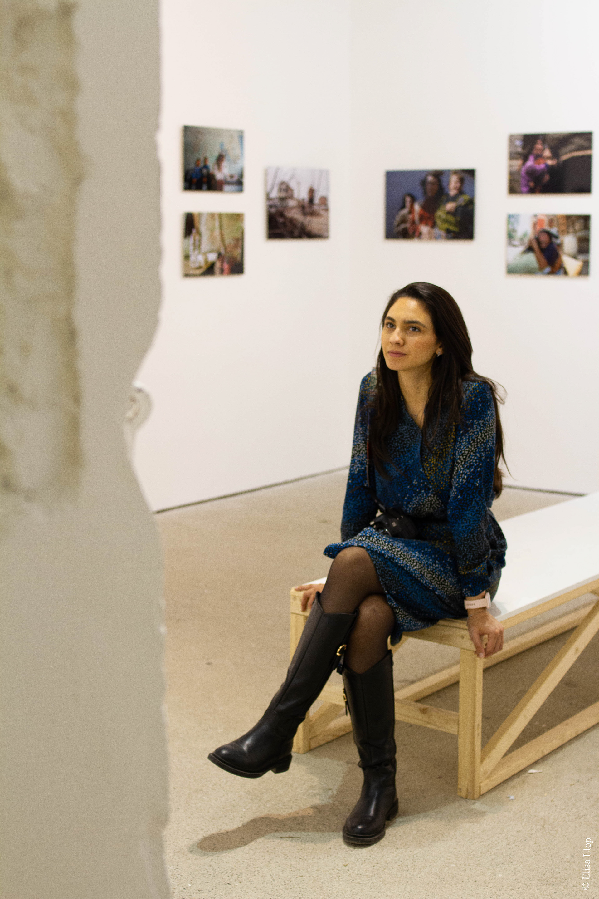 CIP. .Rania Zitouni, médiatrice culturelle.Créé en 2015 par l'association Visa pour l'Image (le plus grand festival de photojournalisme au monde depuis 1989), le CIP conserve et met en valeur les oeuvres des photojournalistes, témoins de l’histoire mondiale et acteurs de la liberté d’expression. Les missions du centre international de photojournalisme sont multiples: devenir un fonds documentaire unique sur le photojournalisme et son histoire, grâce à une base de données accessible à l’international. Héberger, conserver et tenir à disposition des chercheurs les oeuvres de photojournalistes avec un espace de stockage de fonds photographiques adapté à la conservation d’archives photographiques physiques; initier et soutenir des projets destinés à valoriser le travail des photojournalistes grâce à des éditions, expositions, supports multimédia, rencontres…Enfin, élaborer et mettre en oeuvre des programmes d’éducation à l’image.