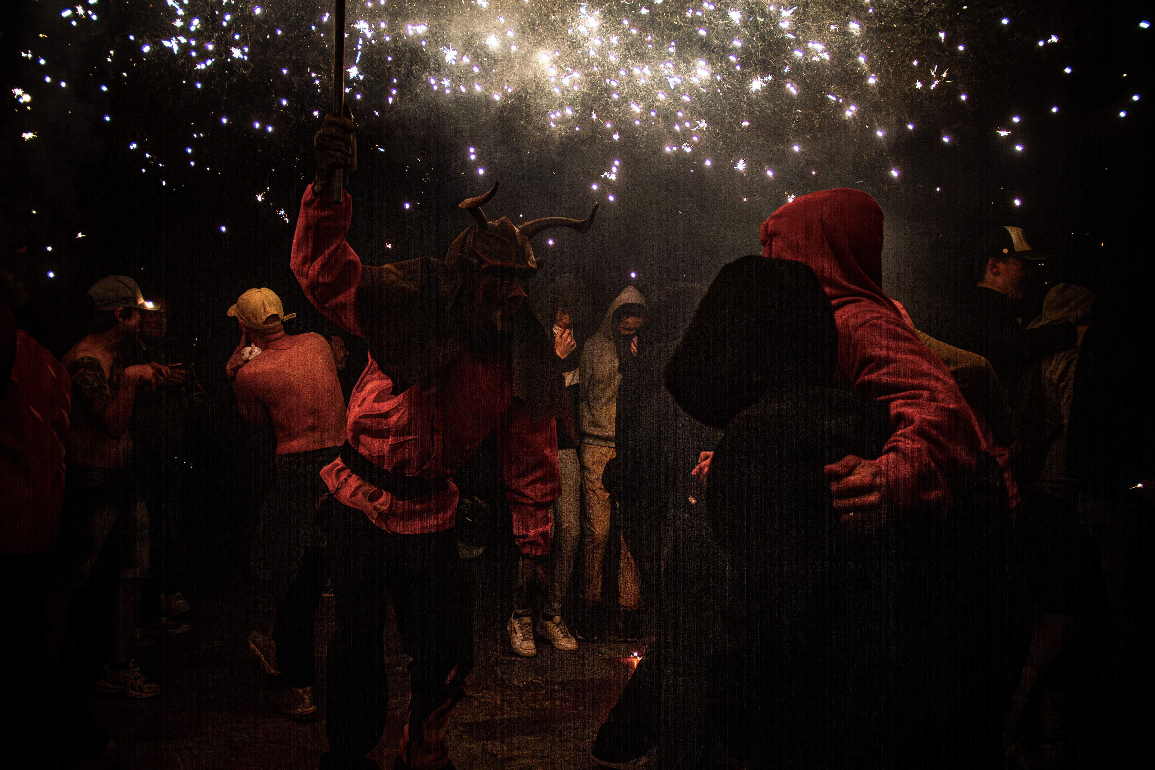 Correfoc Diables del Riberal lors de la fête de la Pau i Treva, Toulouges, mai 2024