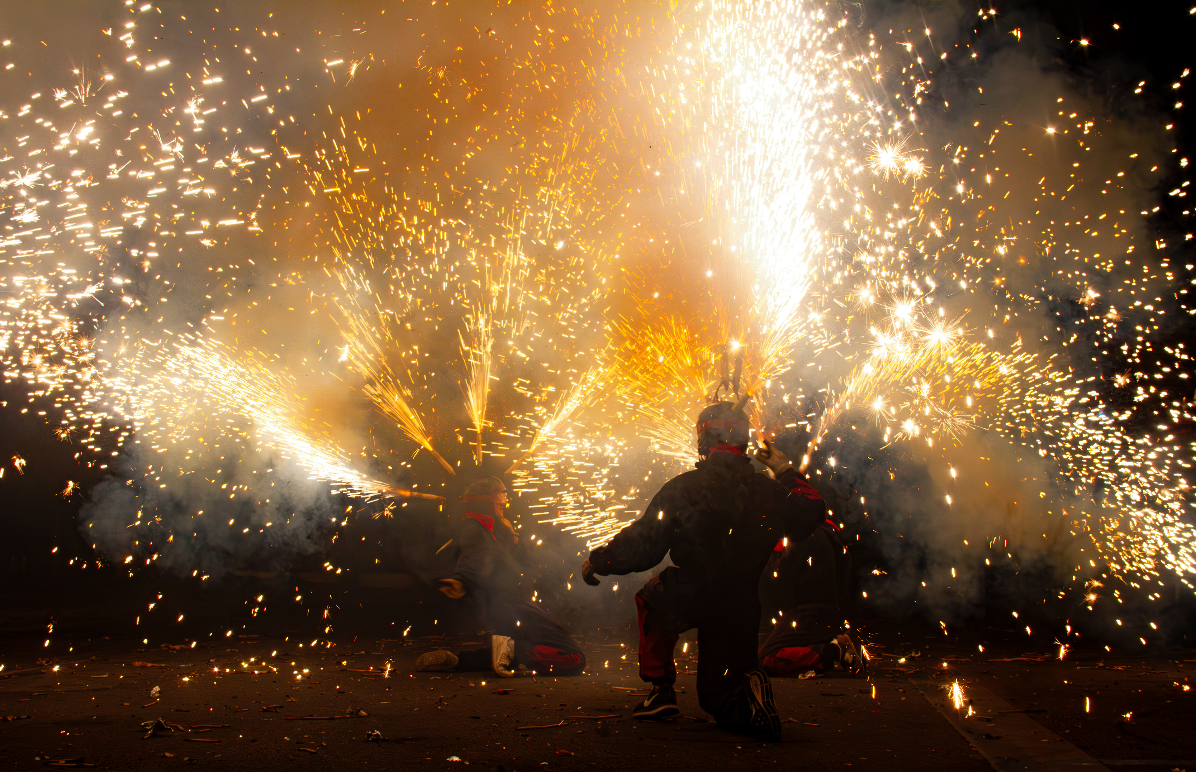 Correfocs, traditions catalanes, 14 juillet 2023, Elne, Pyrénées-Orientales