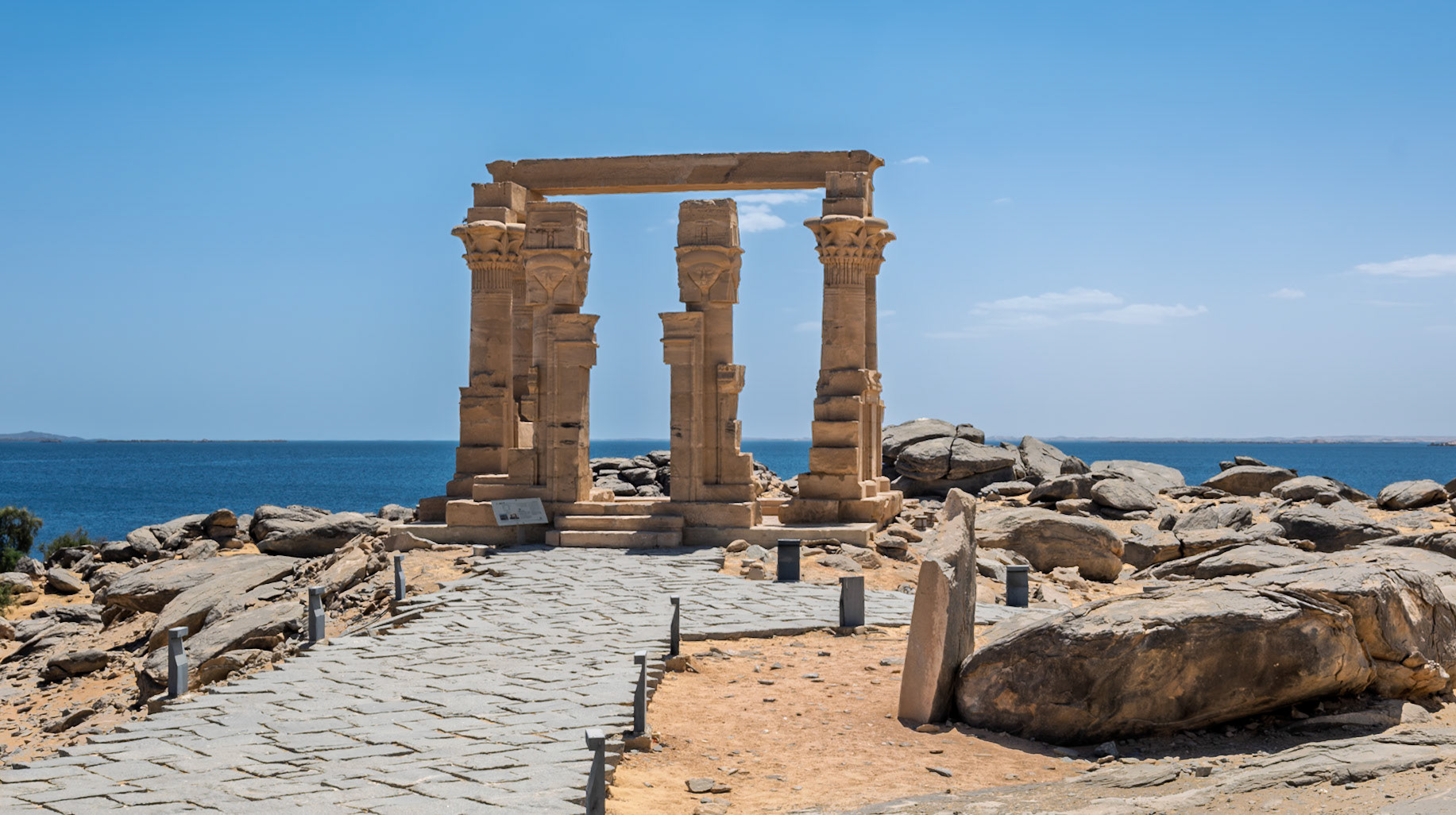 Kiosk of Qertassi (Roman)