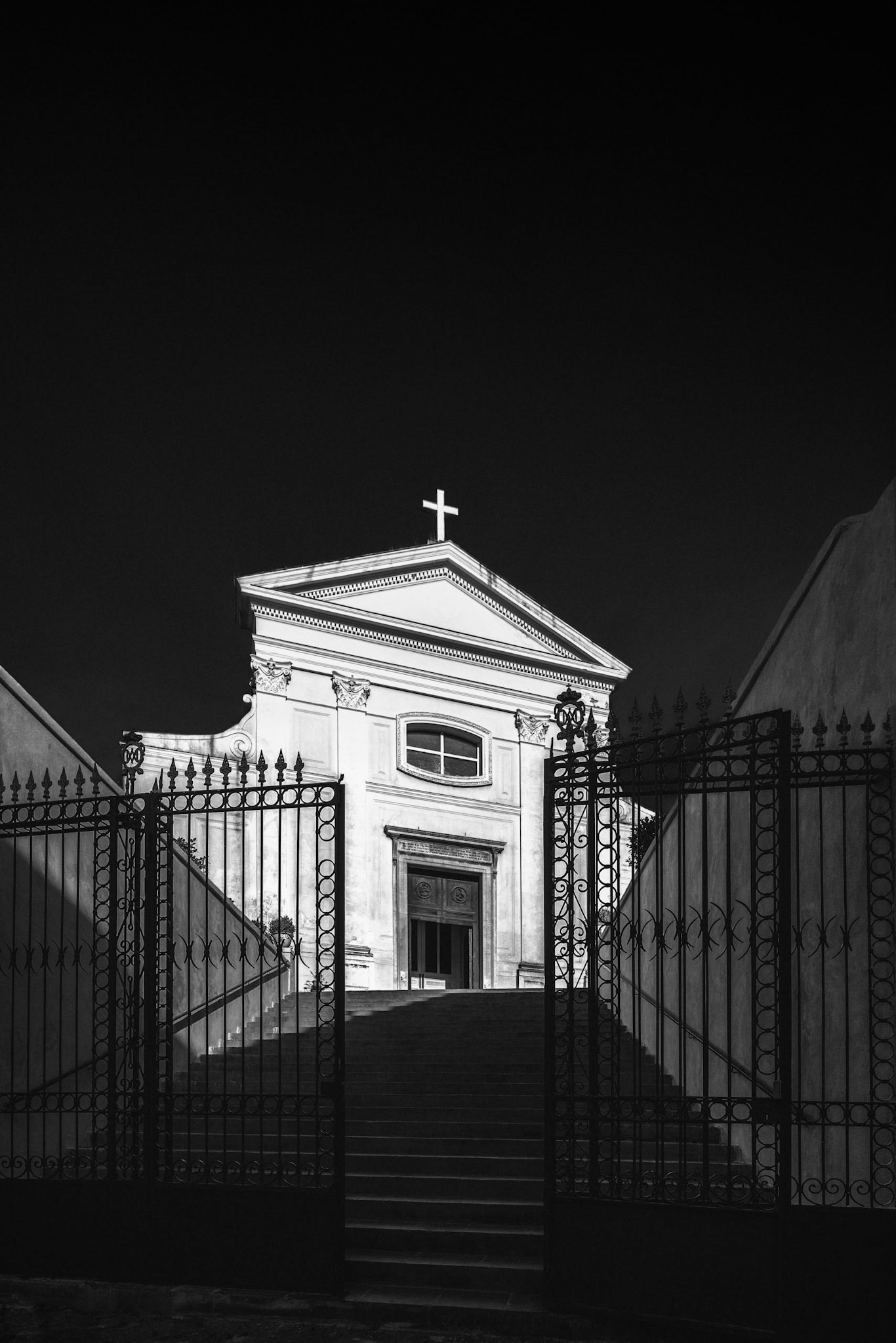 Sentiero di luce, prospettiva divina Santuario Maria SS. del Carmelo - Gragnano (Napoli)