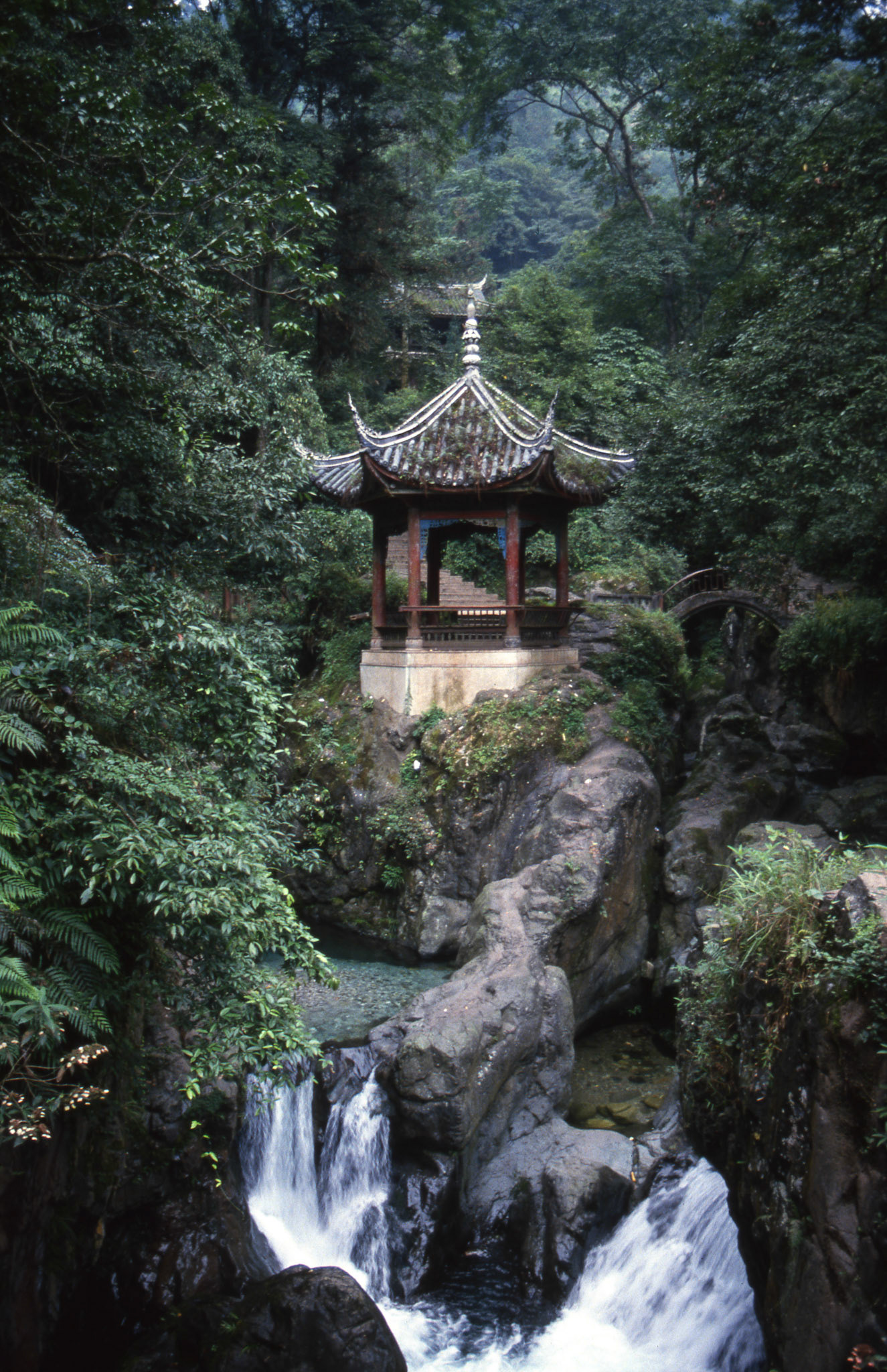 Emei Shan