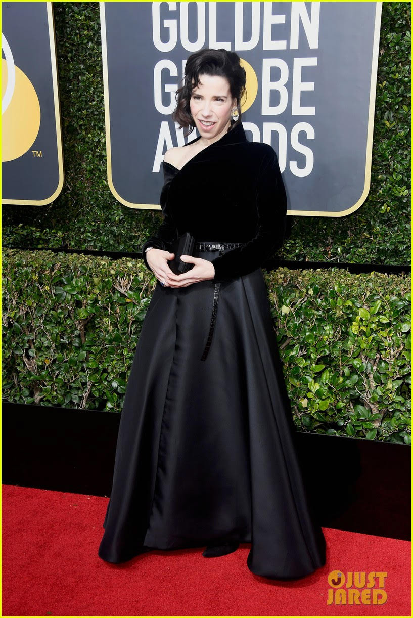 Sally Hawkins Golden Globes 2018 - Assisted by me