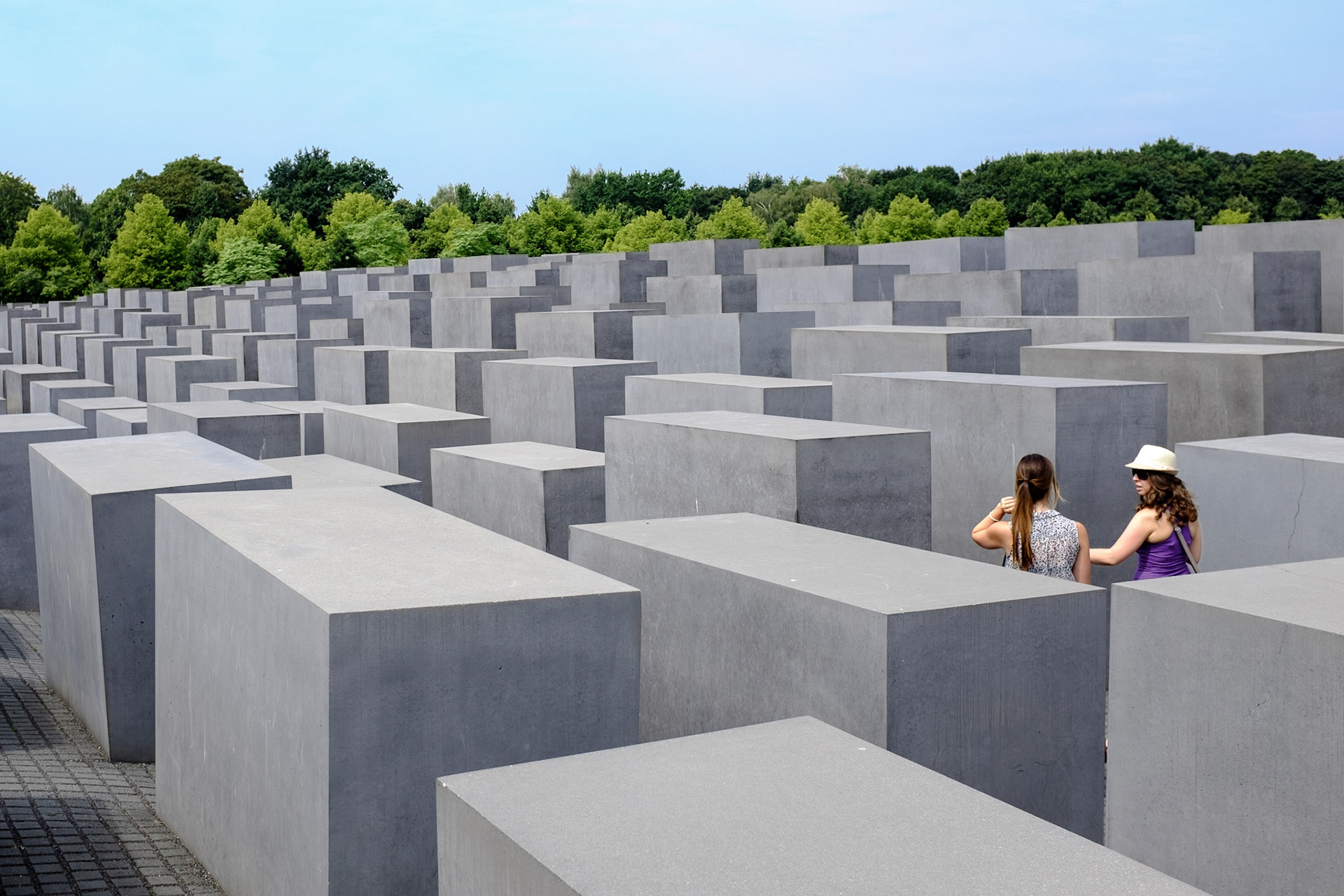 Besucher im Holocaust Mahnmal