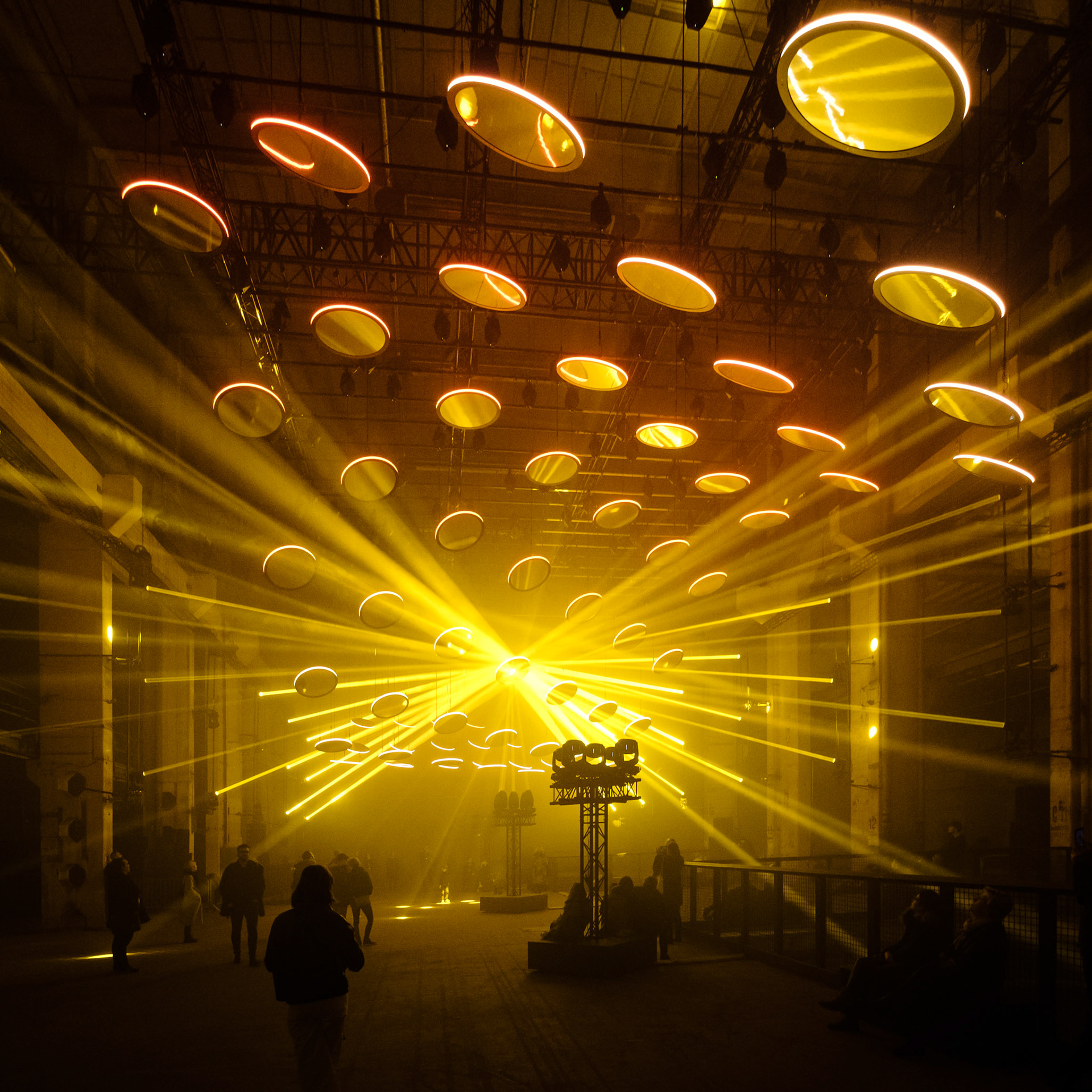 Lightinstallation by Christopher Bauder and Kangding Ray