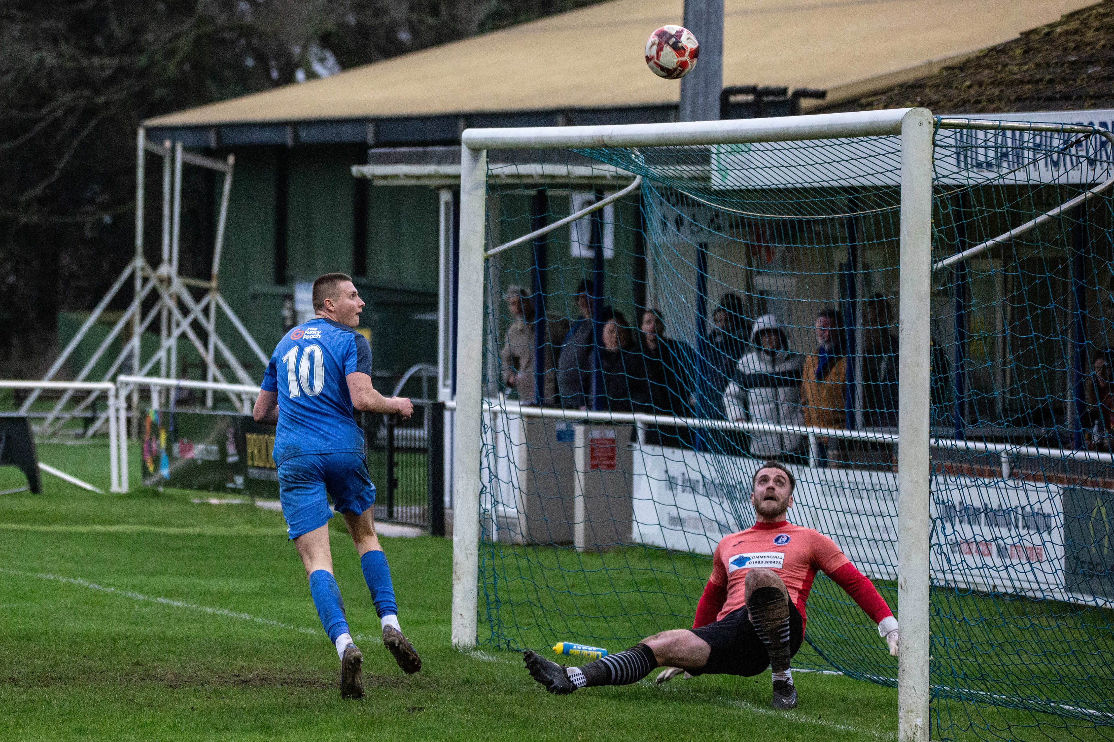 Christchurch FC v Cowes Sports