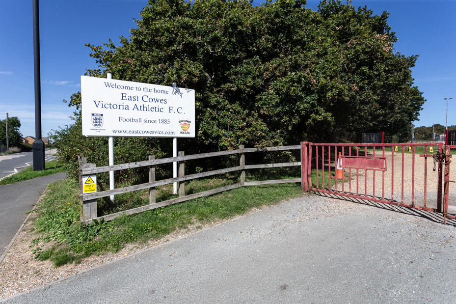East Cowes Victoria Athletic FC, Isle of Wight