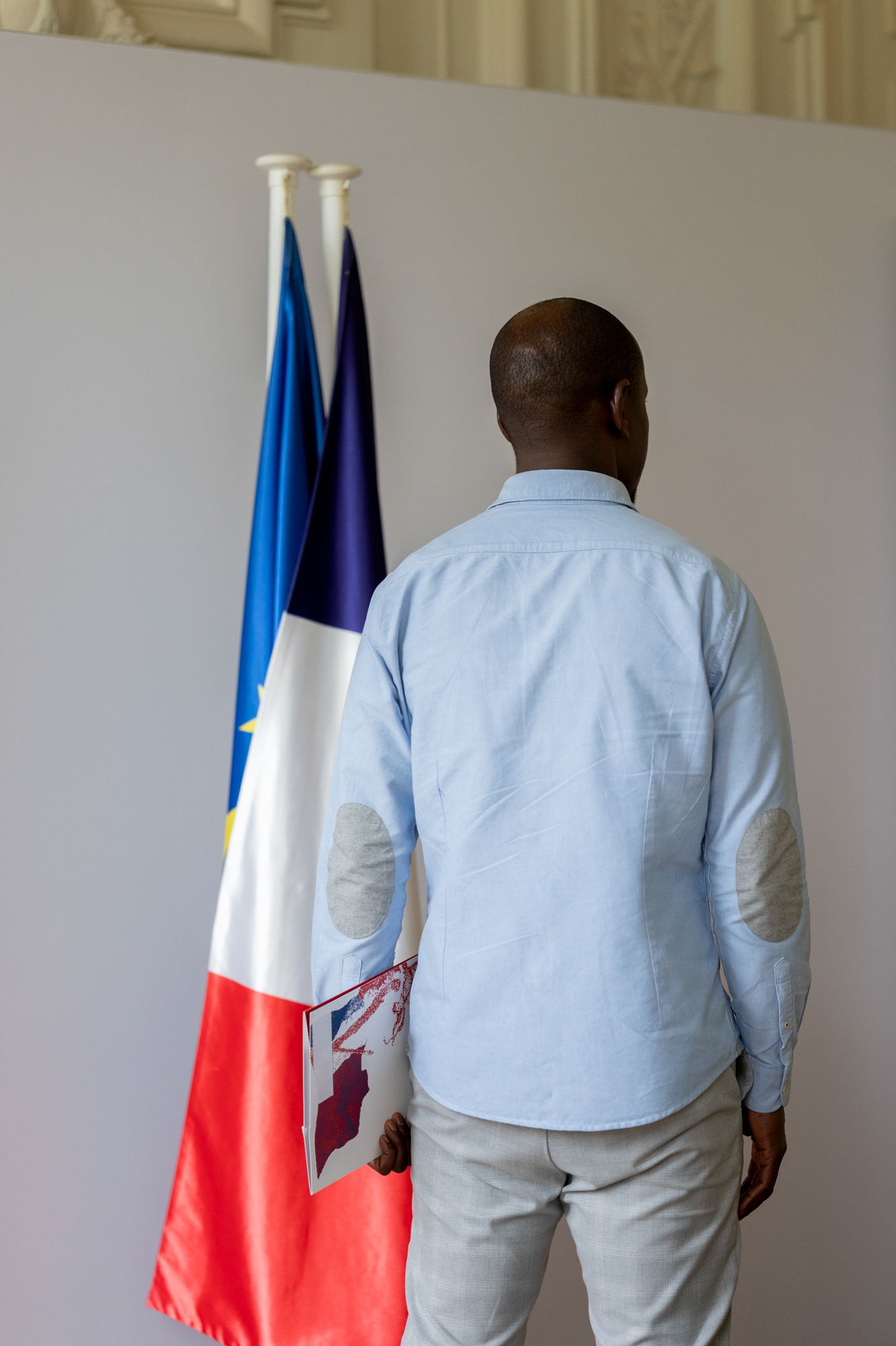 M... / Devenir Français - La Croix l'Hebdo
