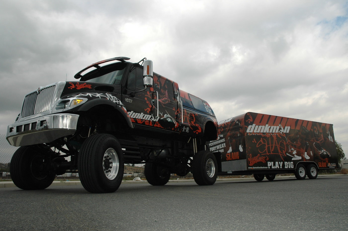 SHAQ Dunkman Shoe Promotional Truck & Trailer