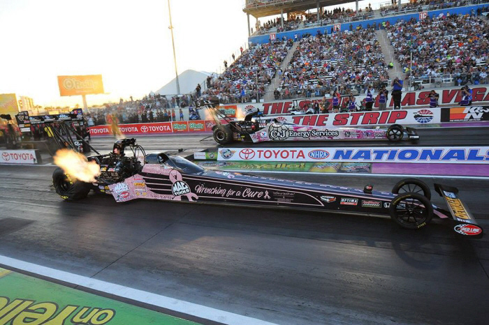 MAC Tools Breast Cancer Awareness Top Fuel Dragster Graphics