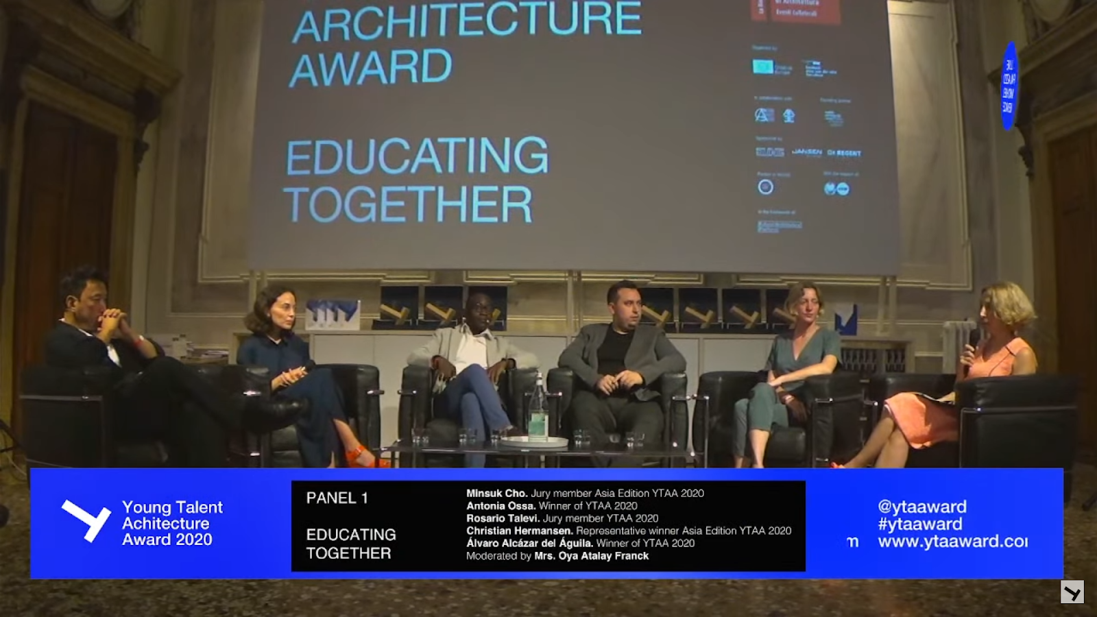 Debate en Palazzo Michiel en Venecia Participación en debate “Educating together” moderado por Oya Atalay Franck, junto con Alvaro Alcazar, y miembros del jurado. Rosario Talevi, Minsuk Cho (septiembre 2021).