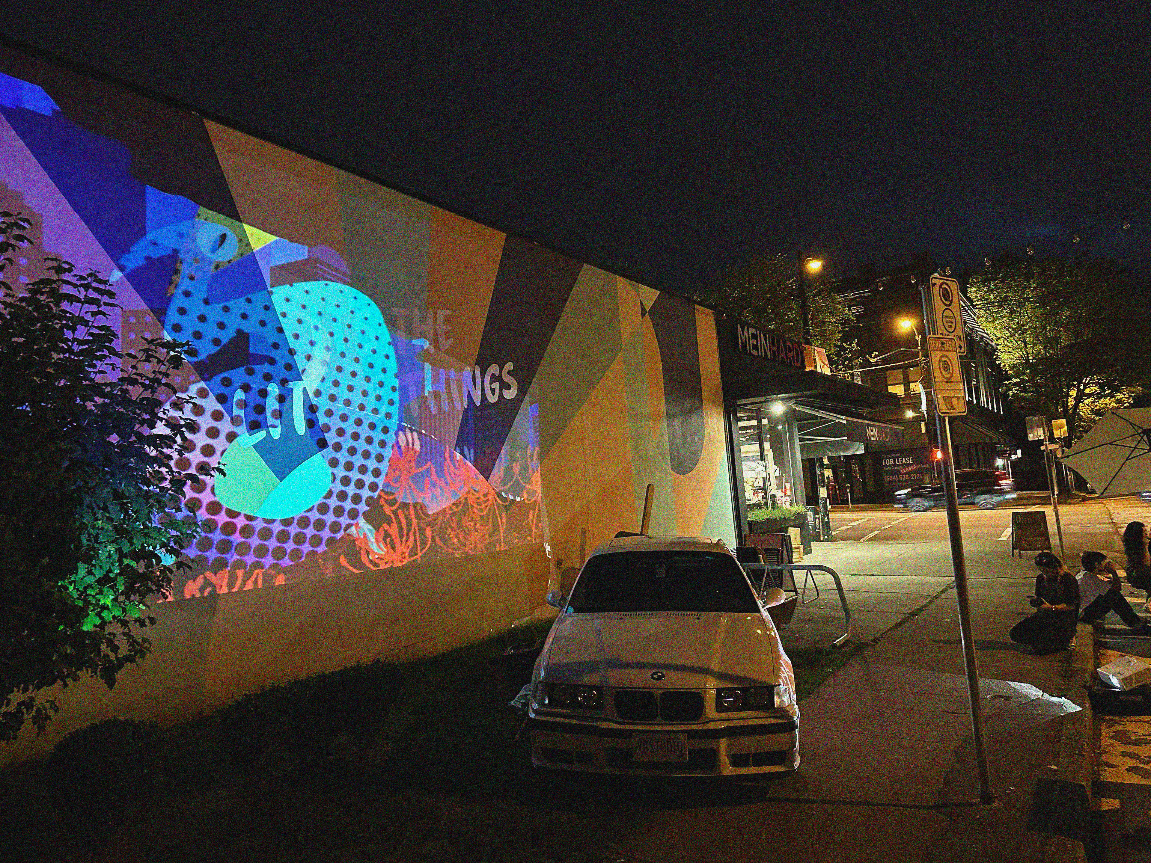 projecting exhibition.