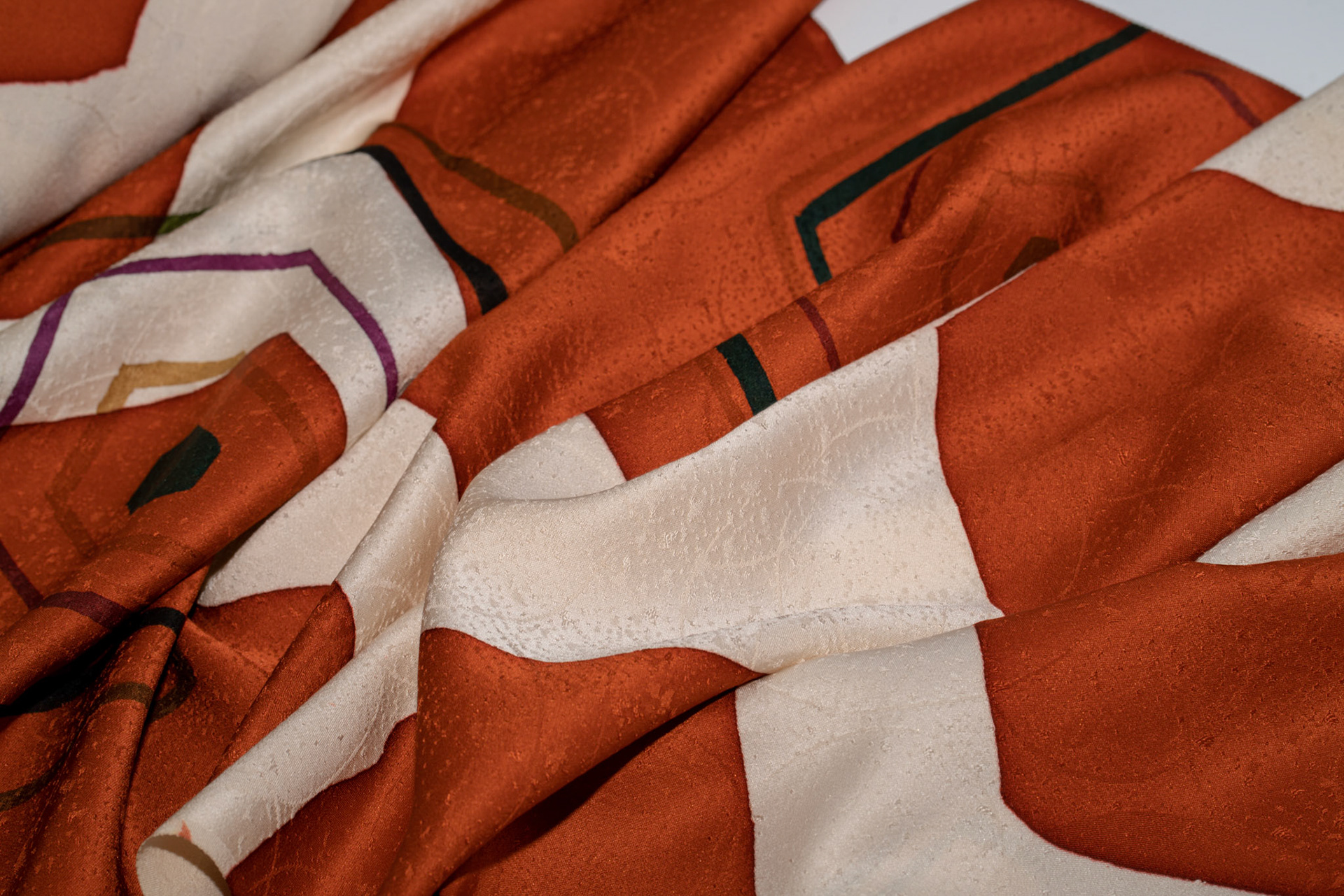 SO2 - Silk Kimono - Orange Hexagons on White