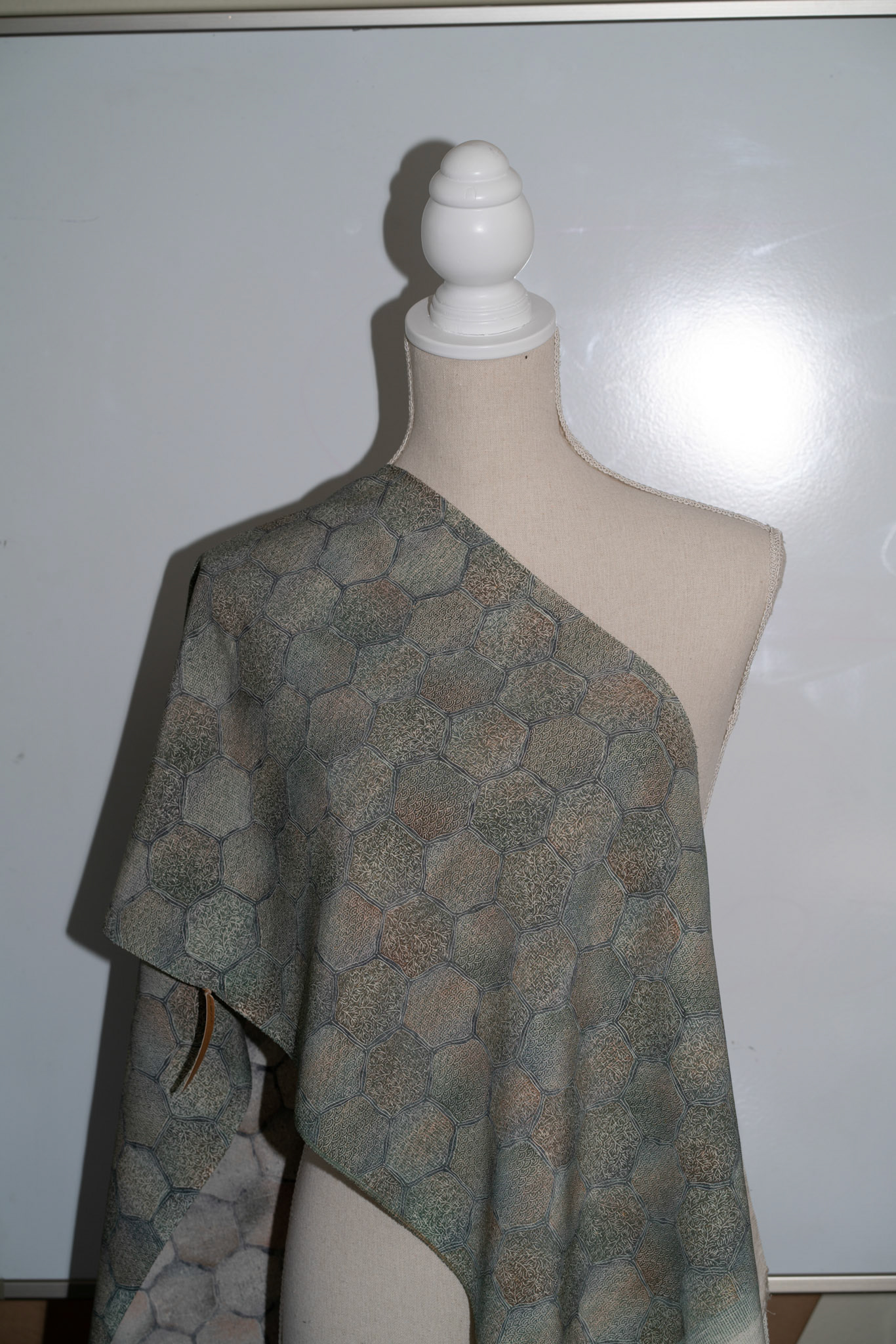 SG2 - Silk Kimono - Grey Hexagons, Very Soft, Very Light