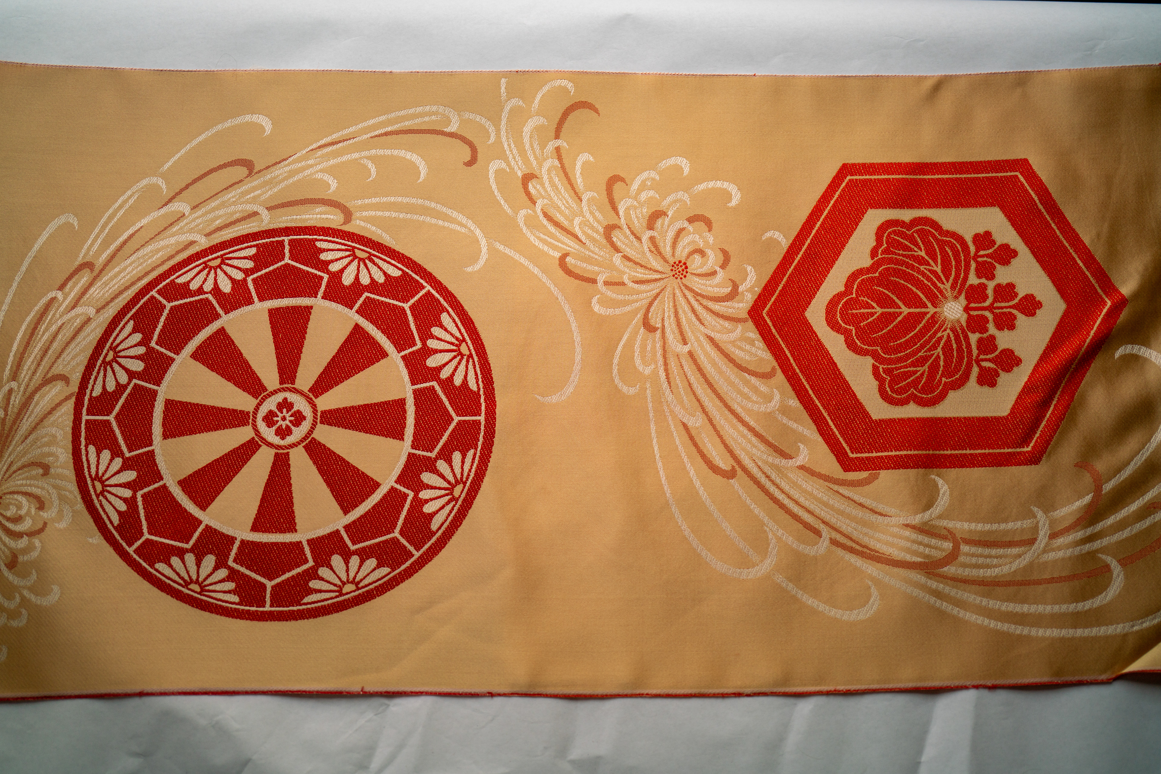 TD1 - Polyester Kimono - Traditional Designs, Leaves, Flowers, Circles, Crysanthemum