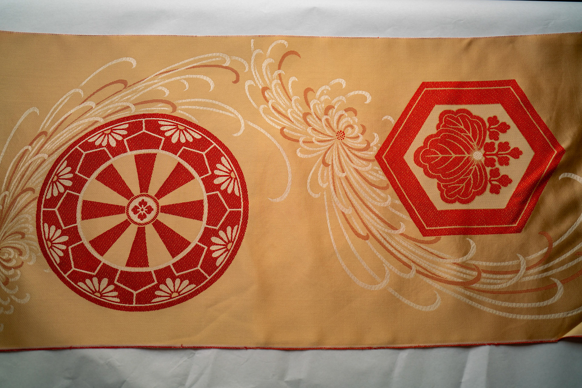 TD1 - Polyester Kimono - Traditional Designs, Leaves, Flowers, Circles, Crysanthemum