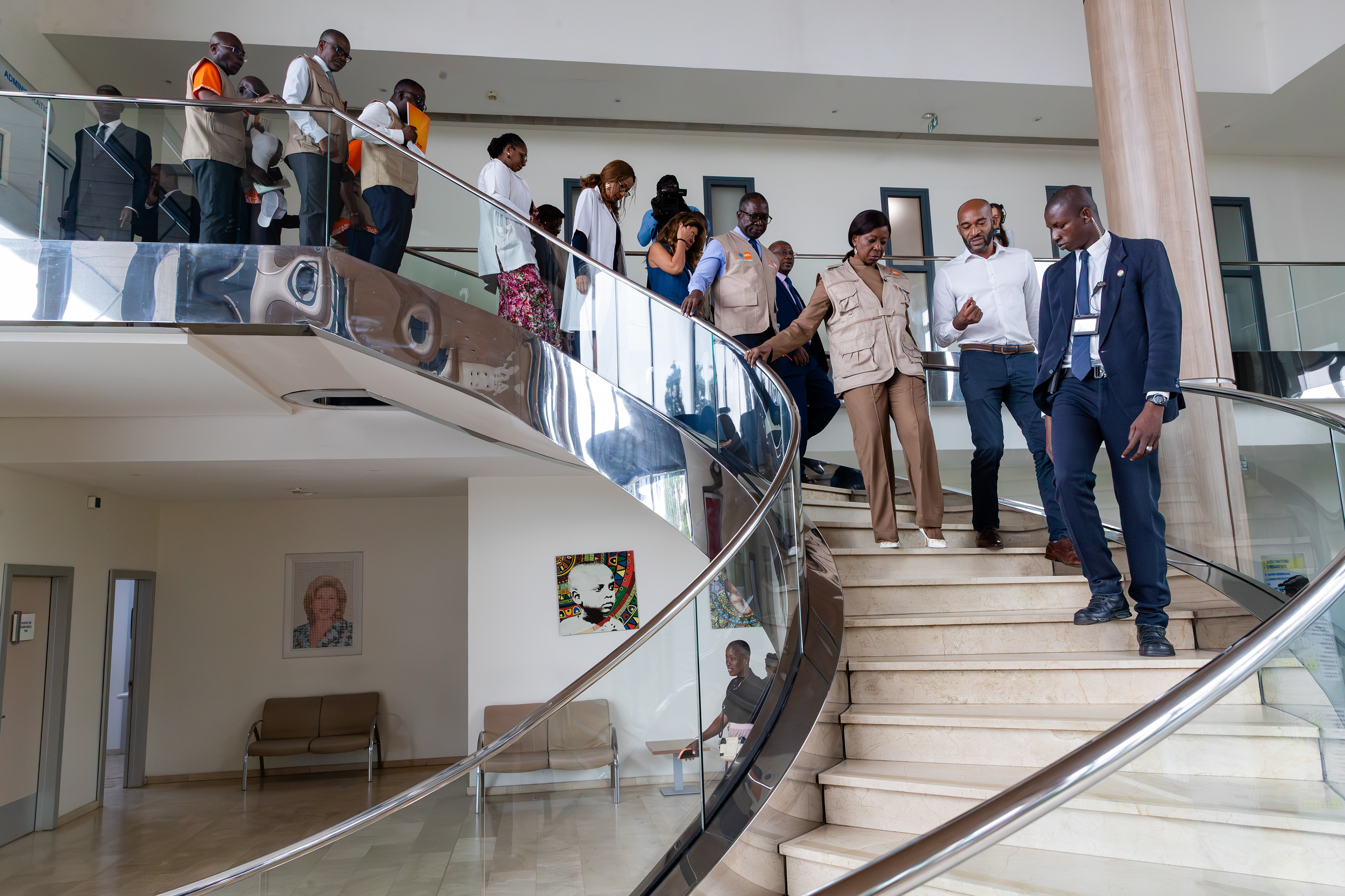 On 10 September 2025 in Bingerville, UNFPA Executive Director, Dr. Diene Keita, visited the Hôpital Mères-Enfants Dominique Ouattara, a health facility founded by Côte d’Ivoire’s First Lady. During her tour, Dr. Keita met with staff and observed services dedicated to maternal and child health, highlighting the importance of quality care for women and newborns.