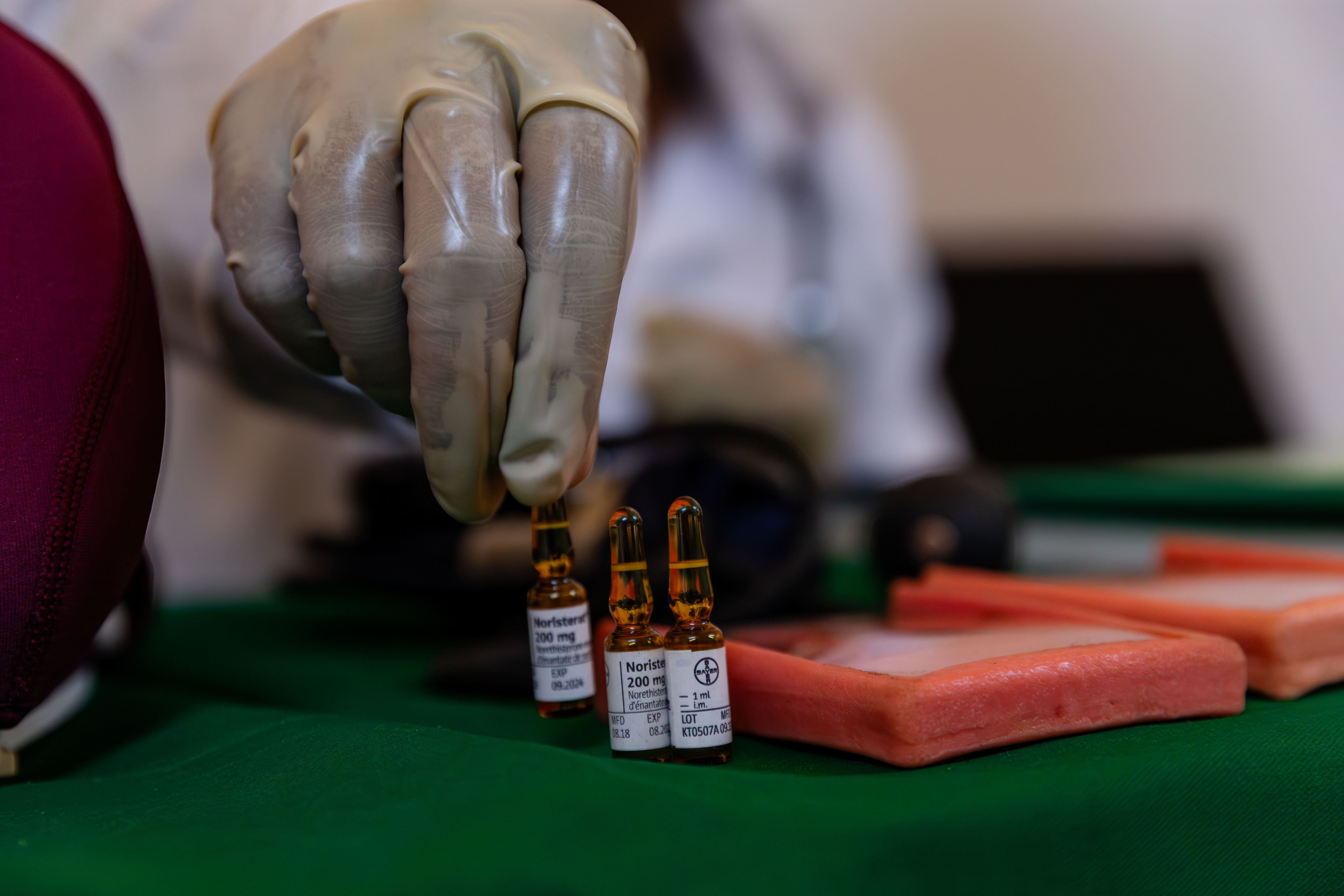 On 9 September 2025 in Abidjan, UNFPA Executive Director, Dr. Diene Keita, visited the Institut National de Formation des Agents de Santé (INFAS). During her tour, she interacted with students in midwifery and other health disciplines, observing their training and commitment to strengthening maternal and reproductive health care in Côte d’Ivoire.