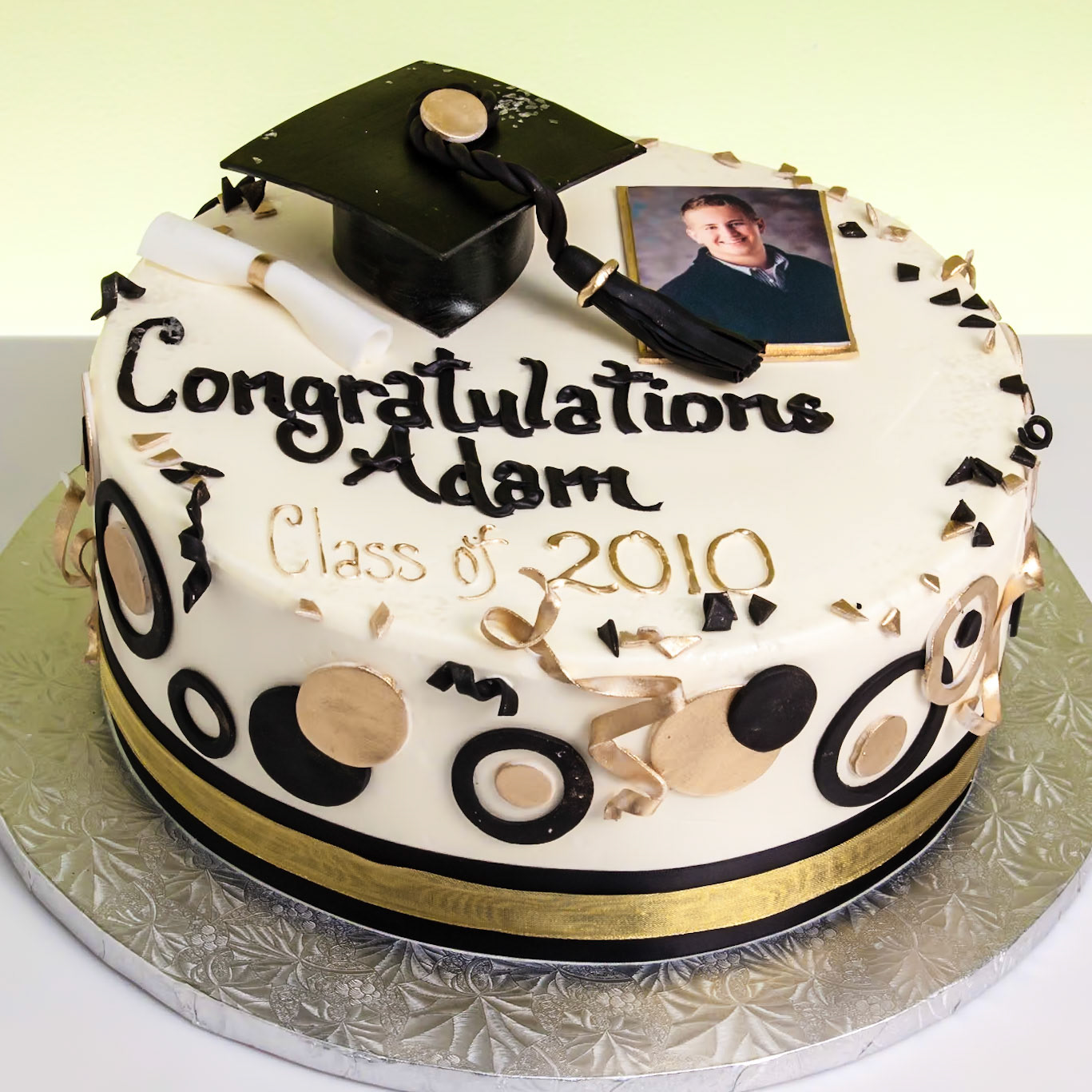 Photo & Graduation Cake