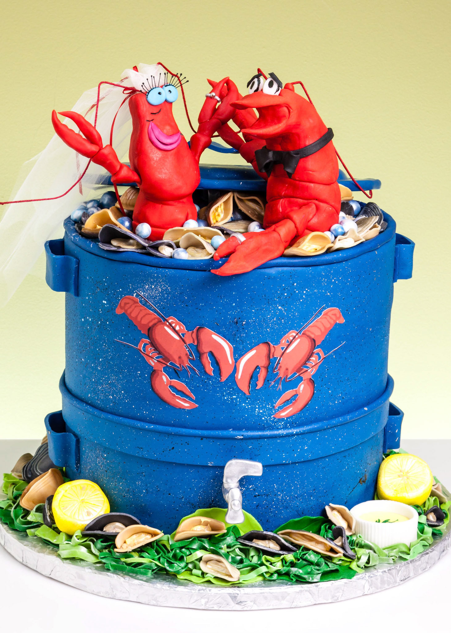 Mr & Mrs Lobster Claw Wedding Cake
