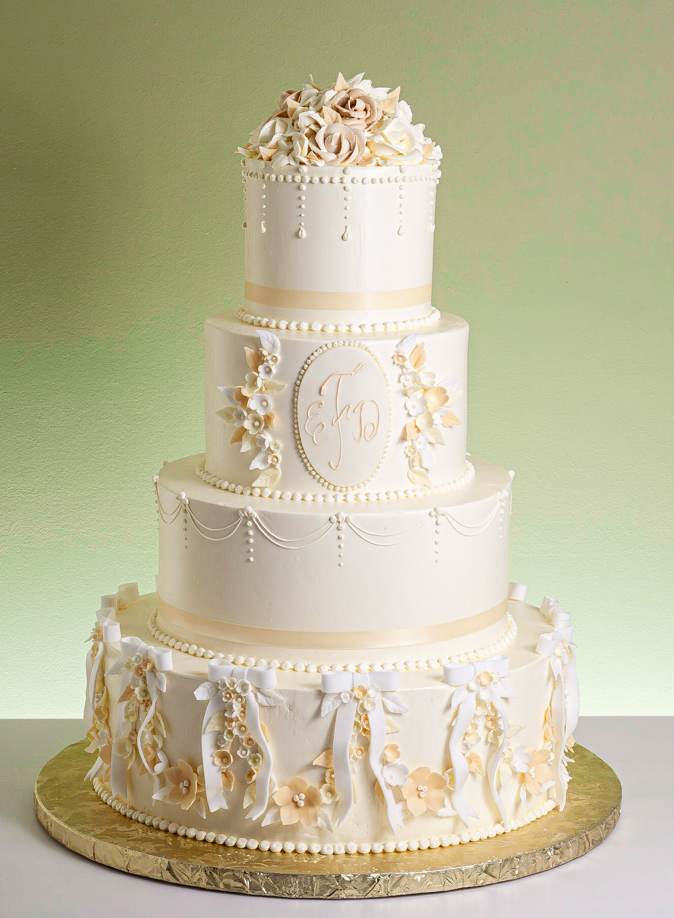 Elegant Admiration Wedding Cake