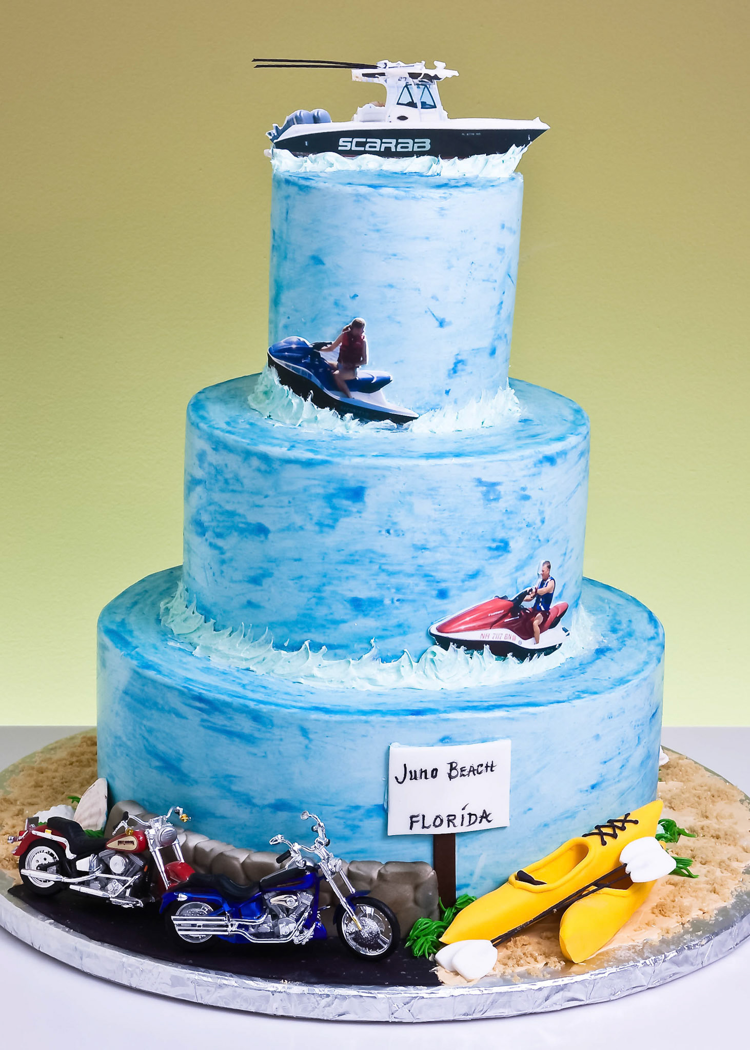Juno Beach Wedding Cake