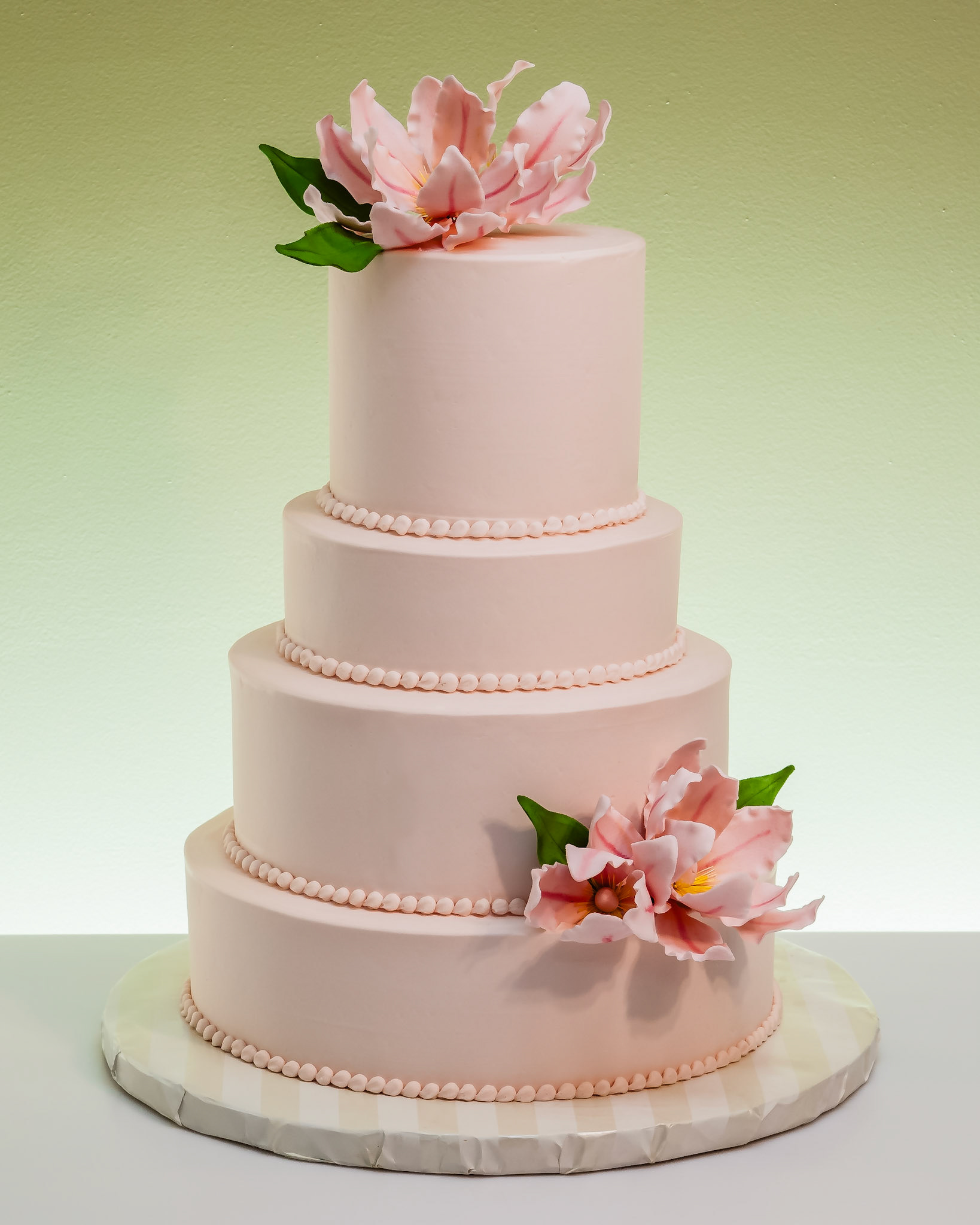Peach Elegance Wedding Cake