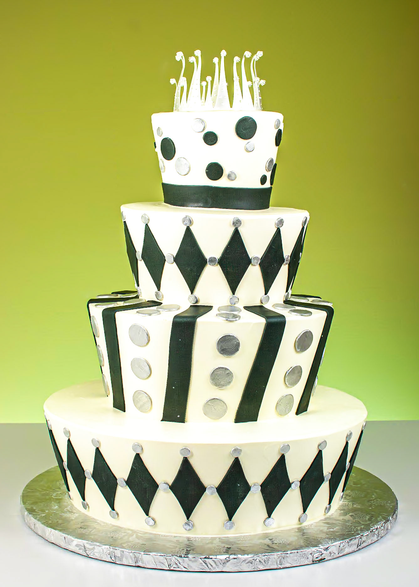 Crown Wedding Cake