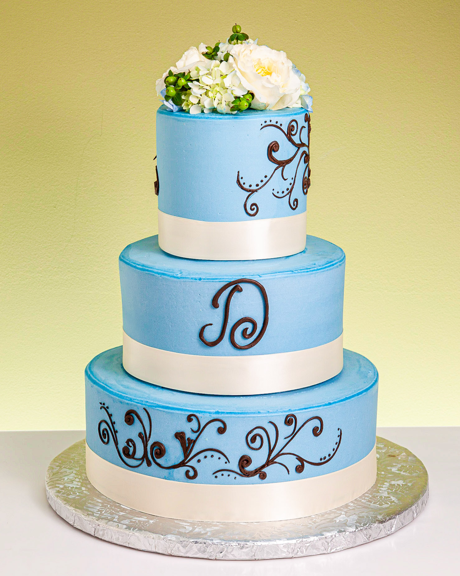 Classic Harmony Wedding Cake