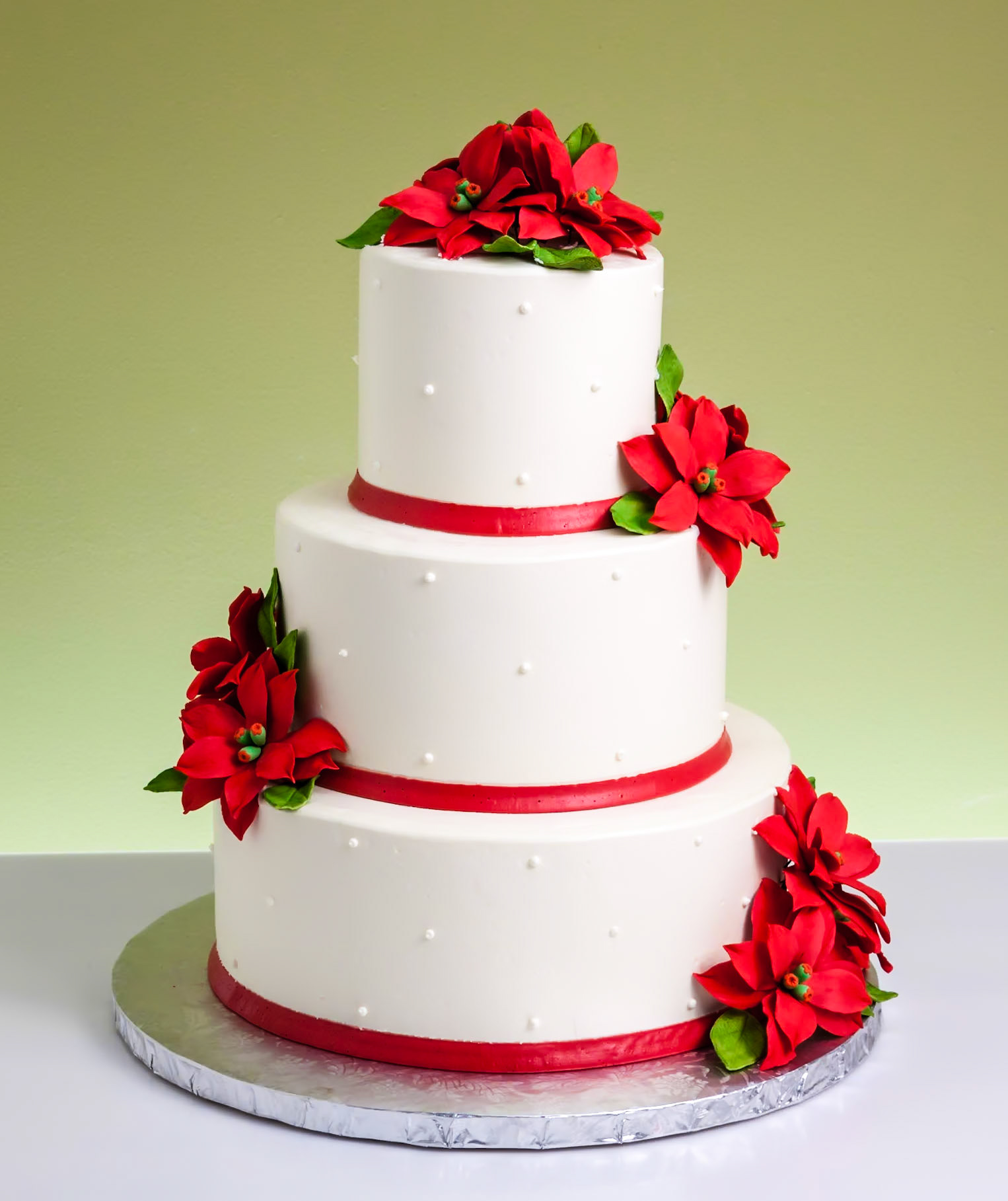 Holiday Poinsettias Wedding Cake