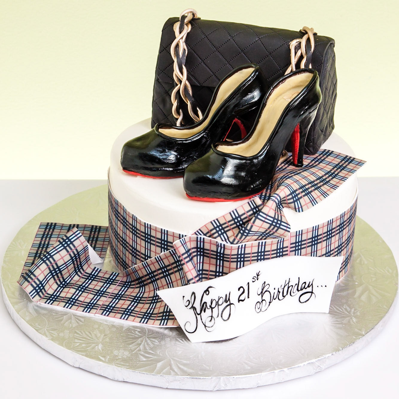 Sophisticated Style Cake