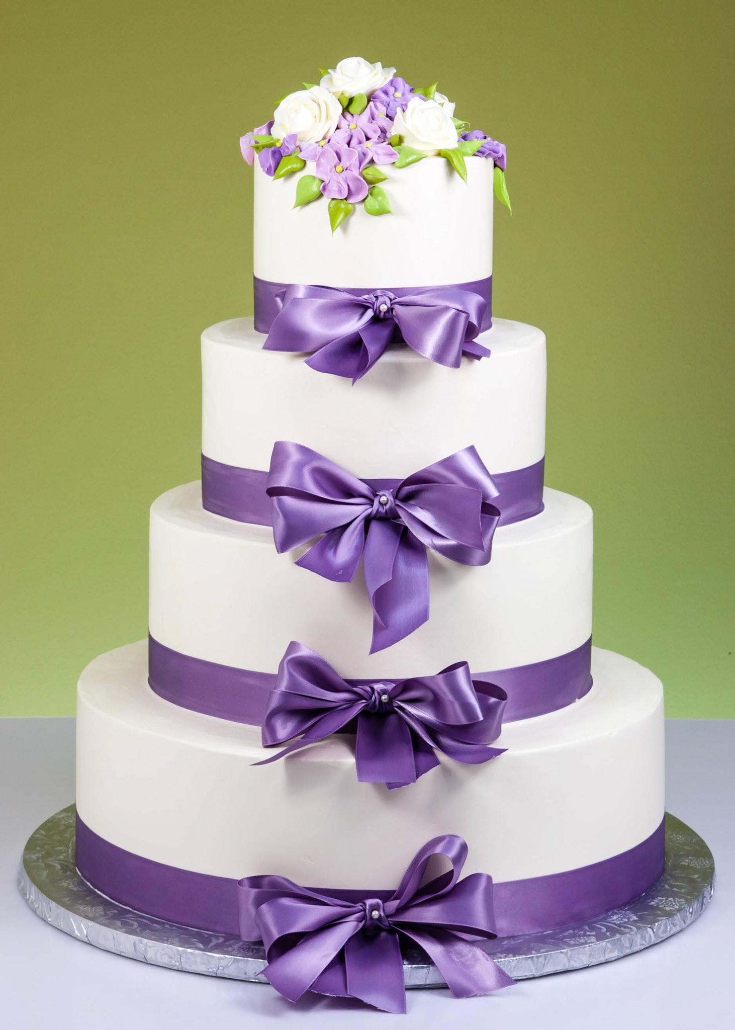 Icing Flowers & Ribbon Wedding Cake