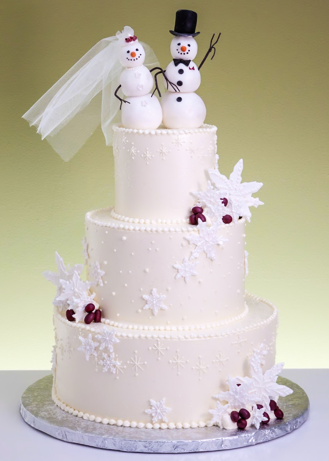 Snowman Winter Couple Wedding Cake
