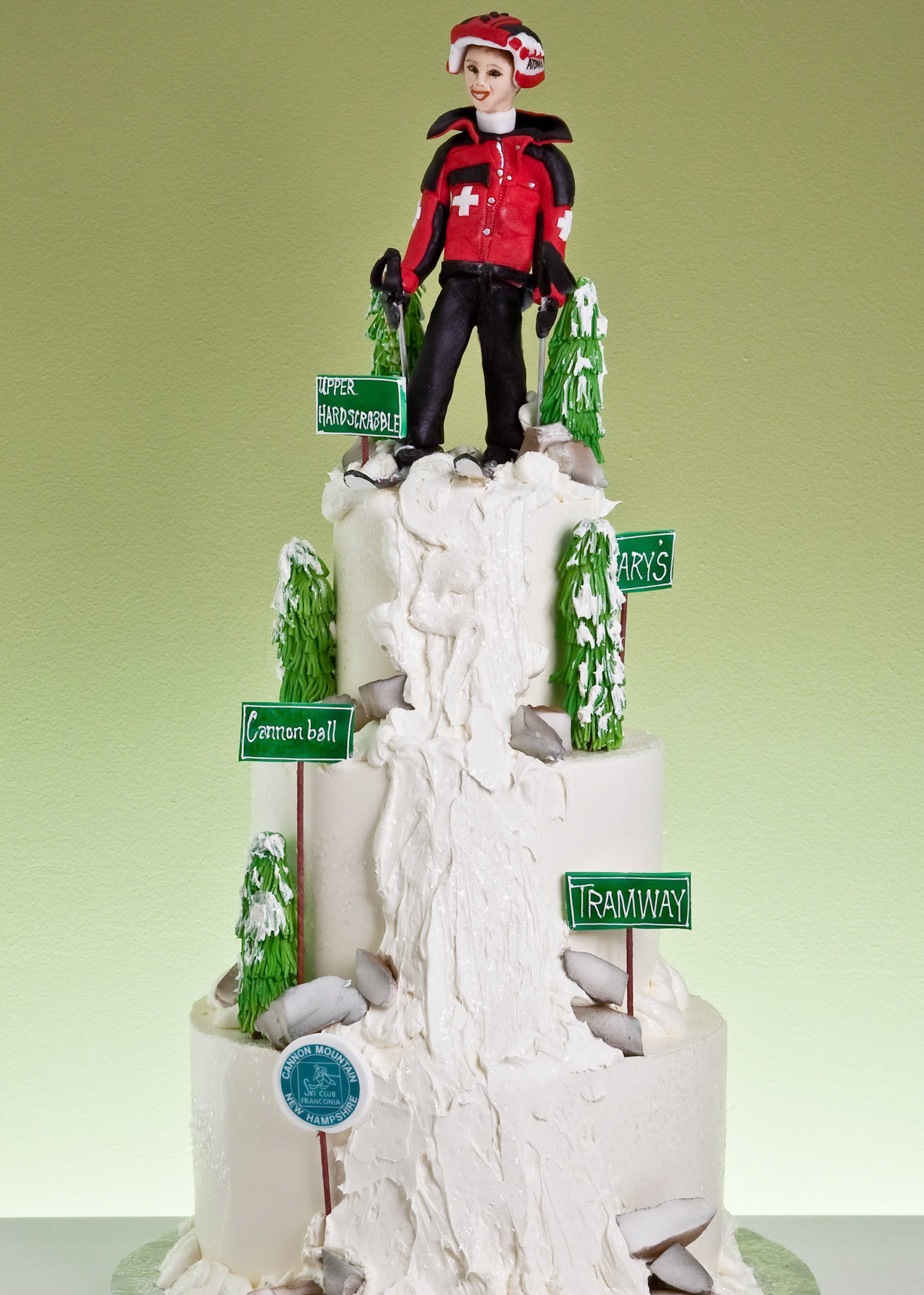 Canon Mt. Skier Wedding Cake