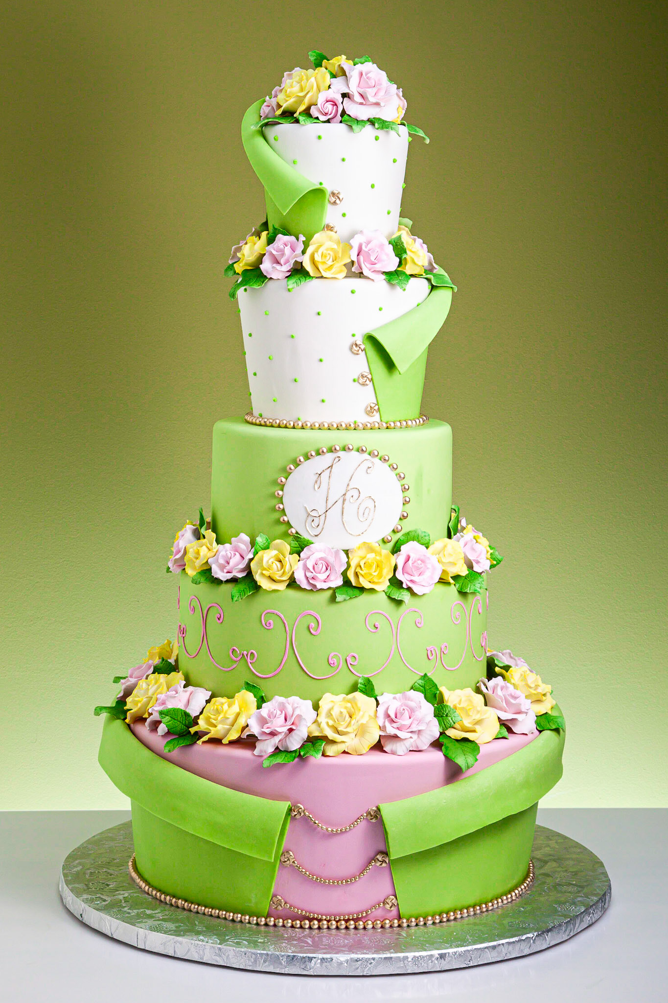 Classic Sophistication Wedding Cake