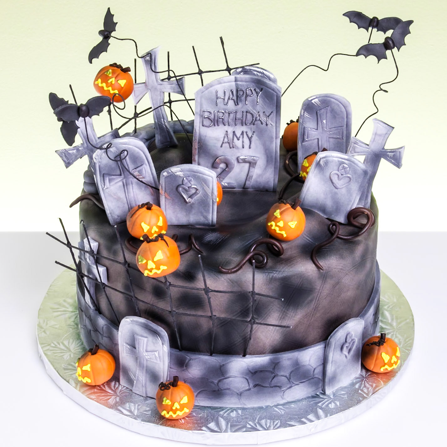 Nightmare Before Christmas Cake