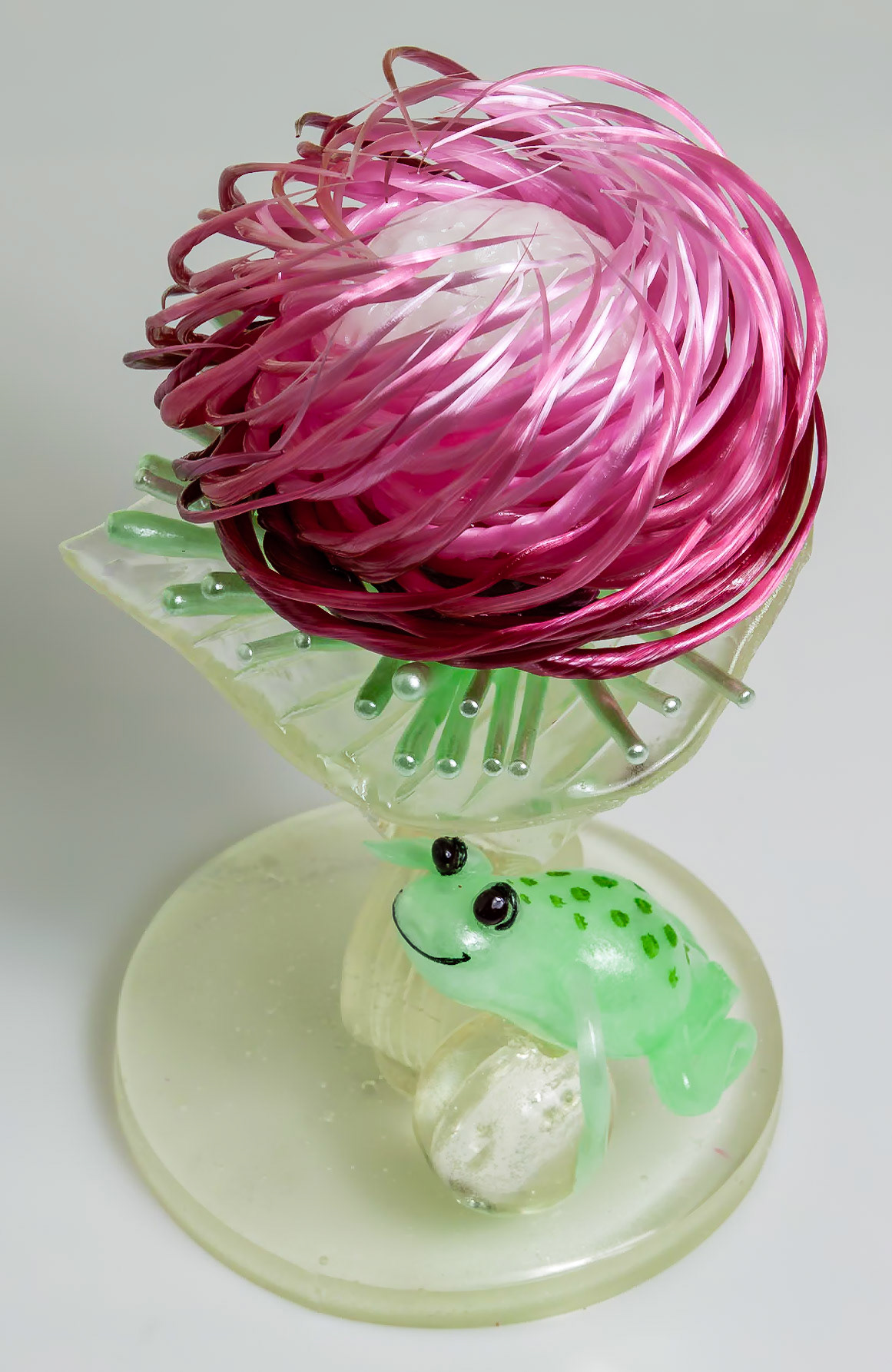 Frog & Lily Pad Sugar Sculpture