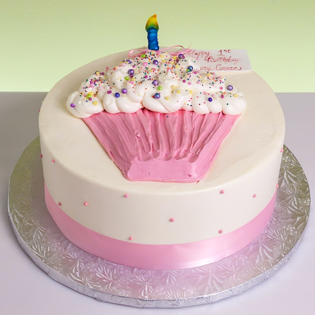 Cupcake Delight Cake