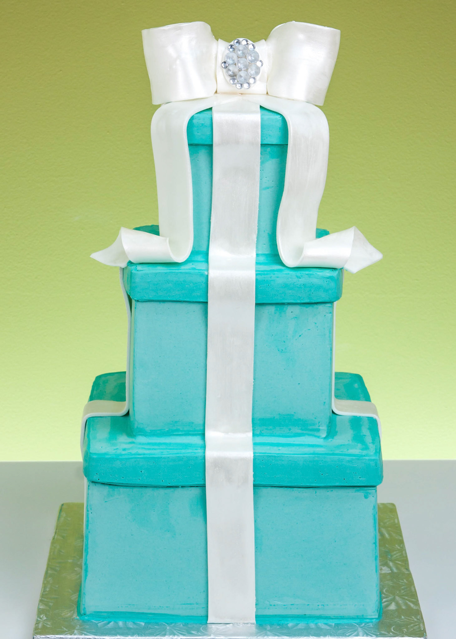 Tiffany Dreams Wedding Cake
