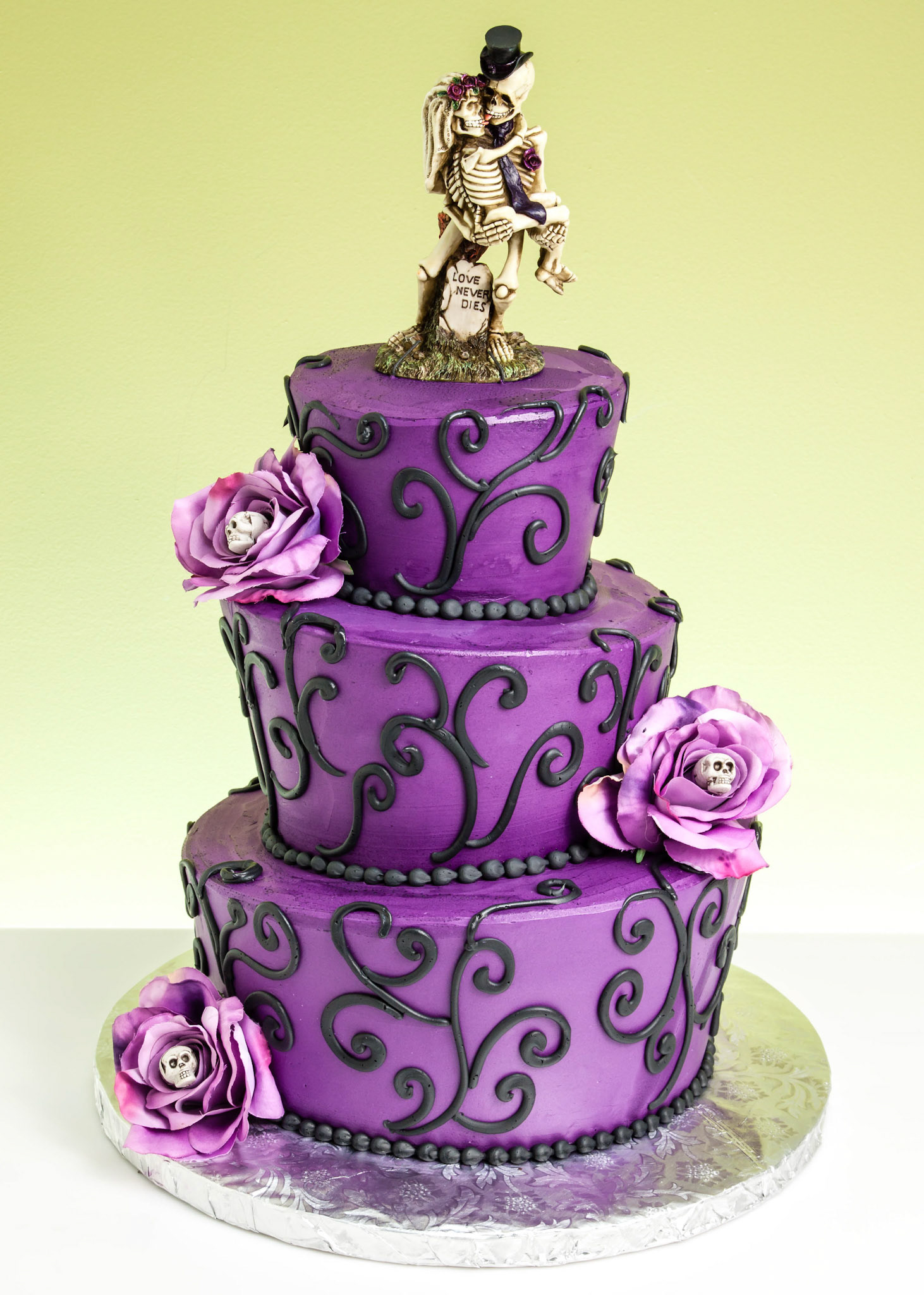Gothic Dreams Wedding Cake