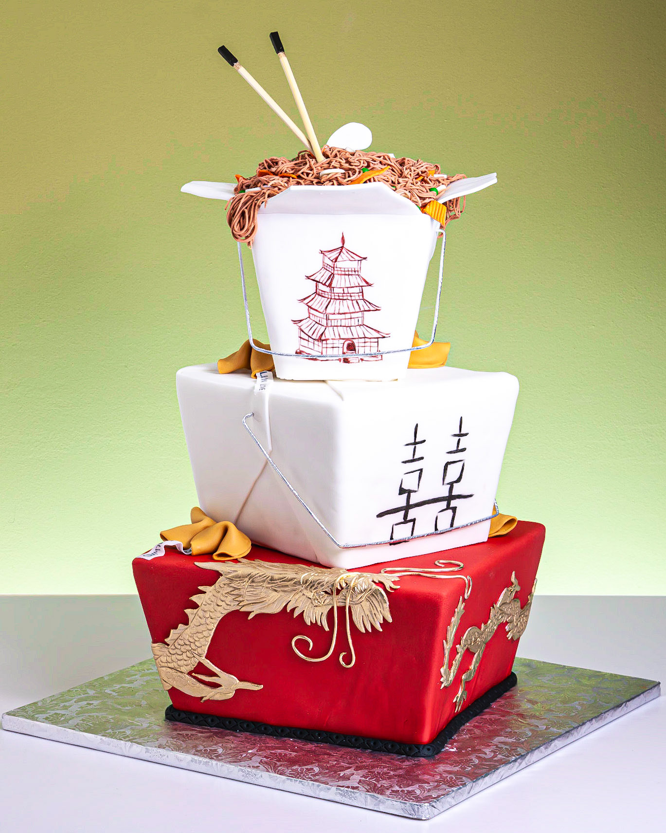 Lucky in Love Wedding Cake