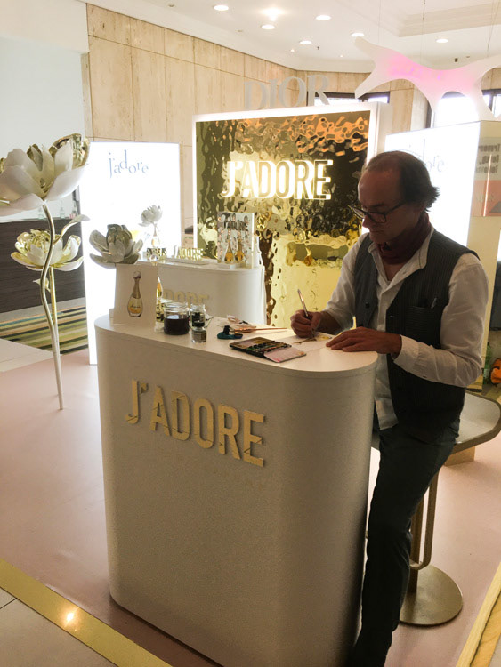 Live Zeichnen für Dior