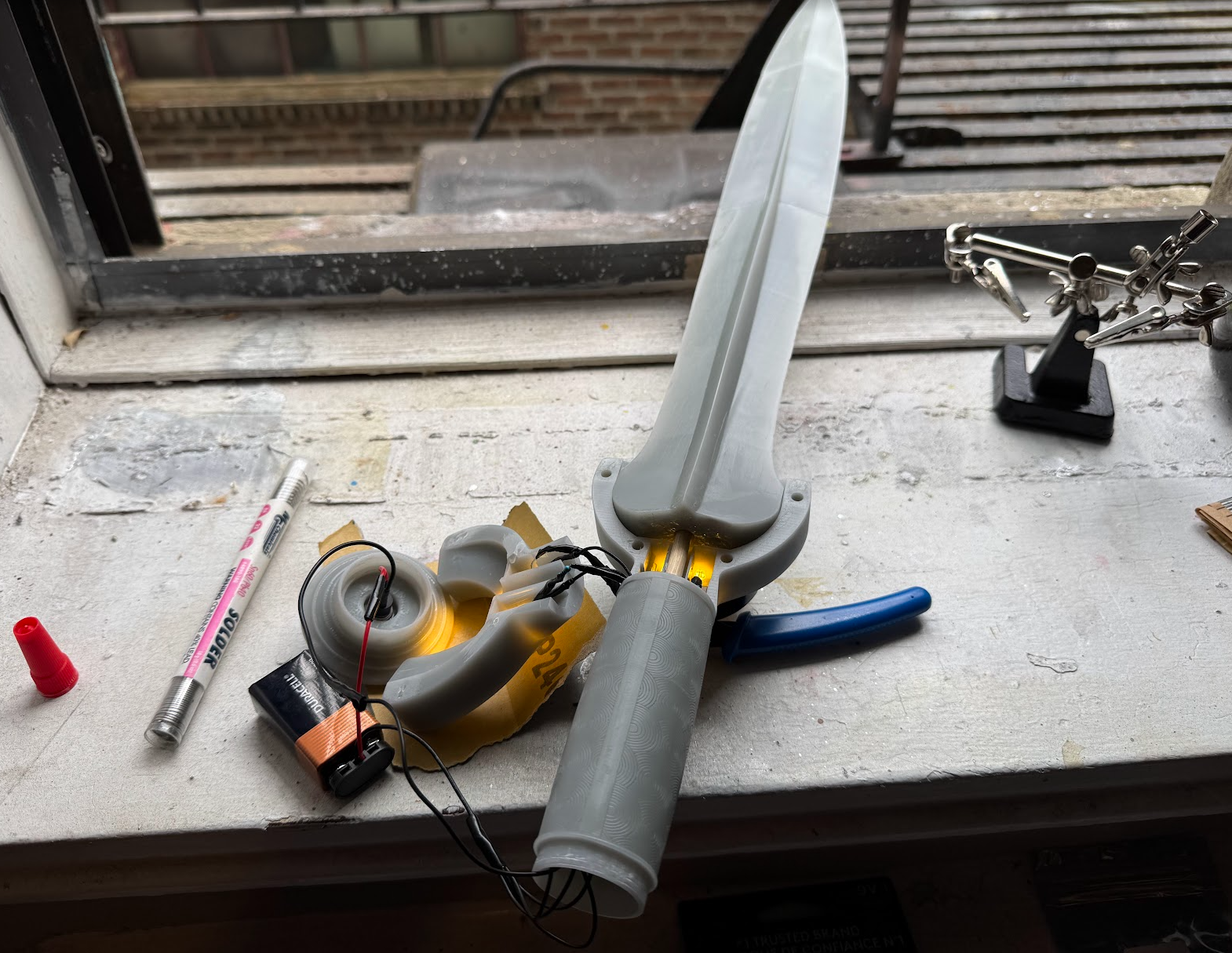 "Riptide" Sword, Assembling inner electronics