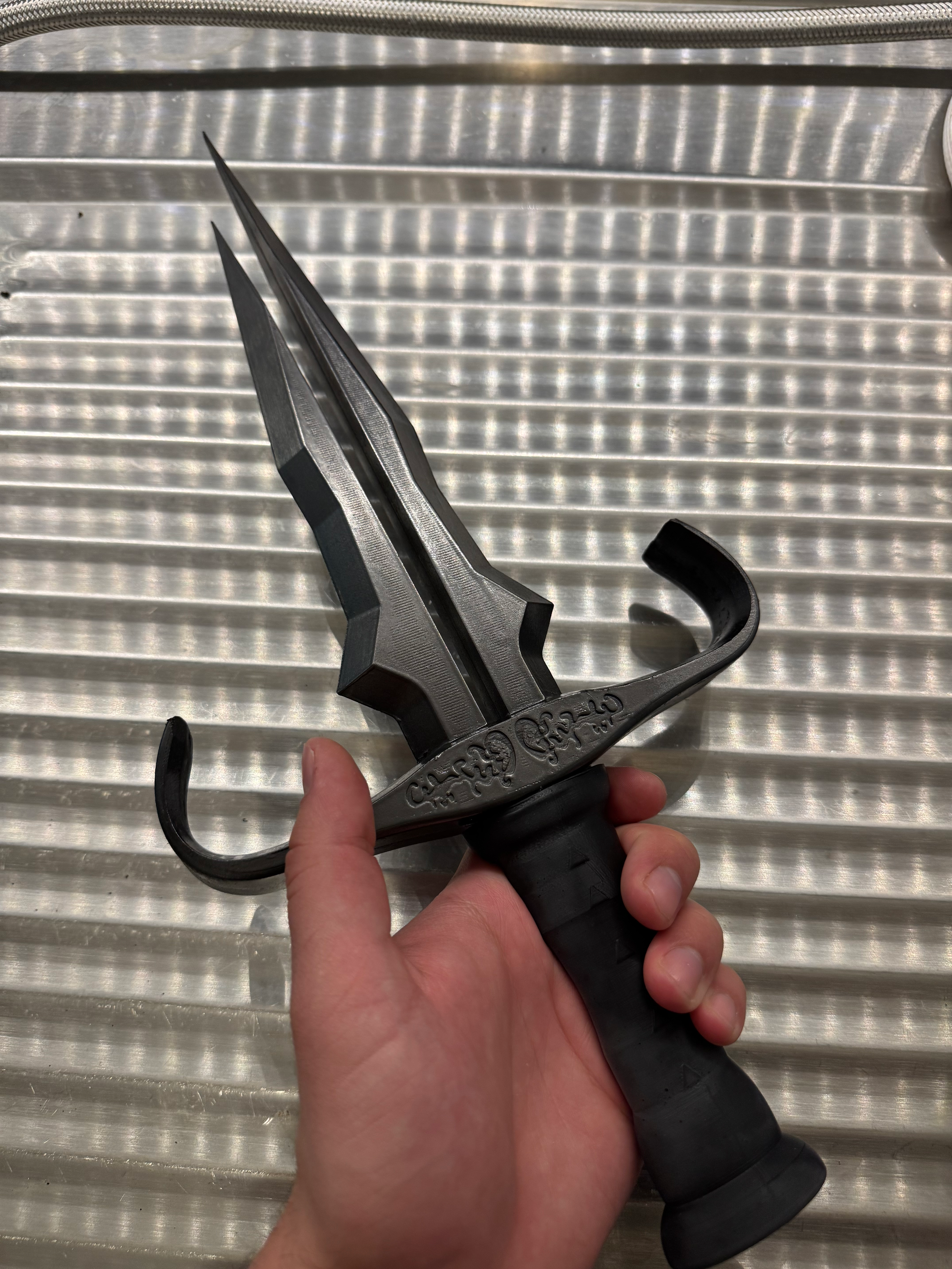 Finished Prop, Knife Recreation/Fabrication